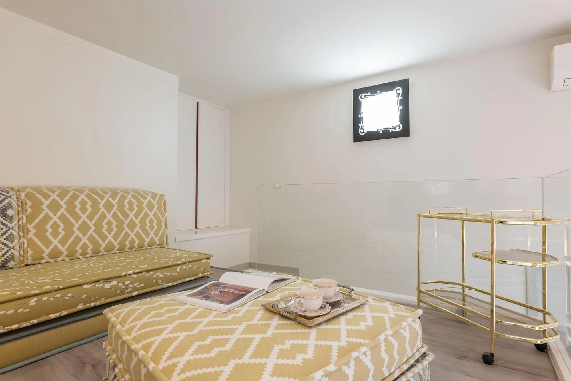 Photo of the whole room, Bed in Gonfalone 6