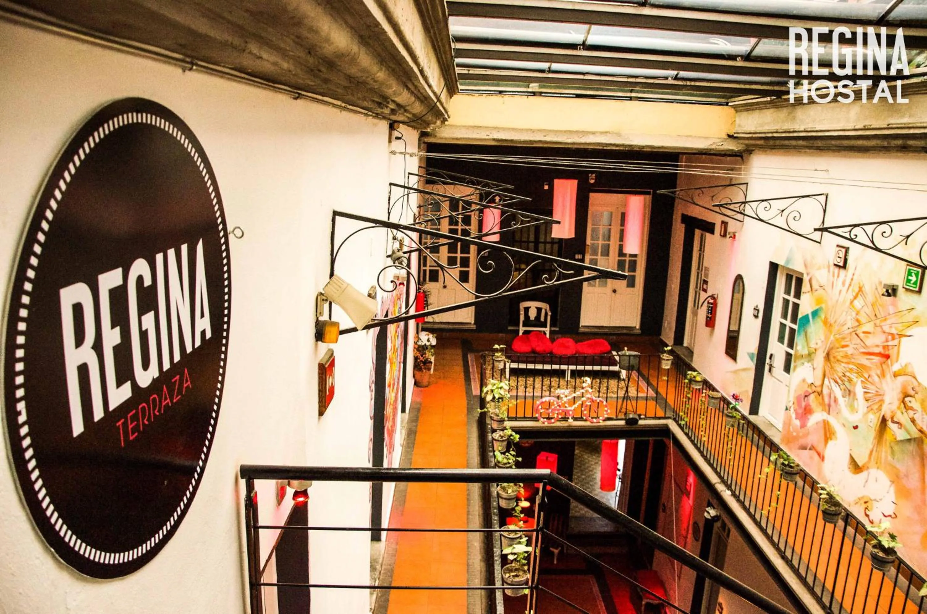 Property building in Hostal Regina Down Town Mexico City