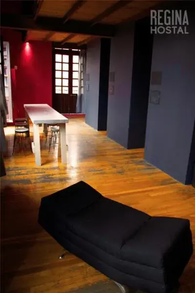 Single Bed in Female Dormitory Room in Hostal Regina Down Town Mexico City Single Bed in Female Dormitory Room in Hostal Regina Down Town Mexico City