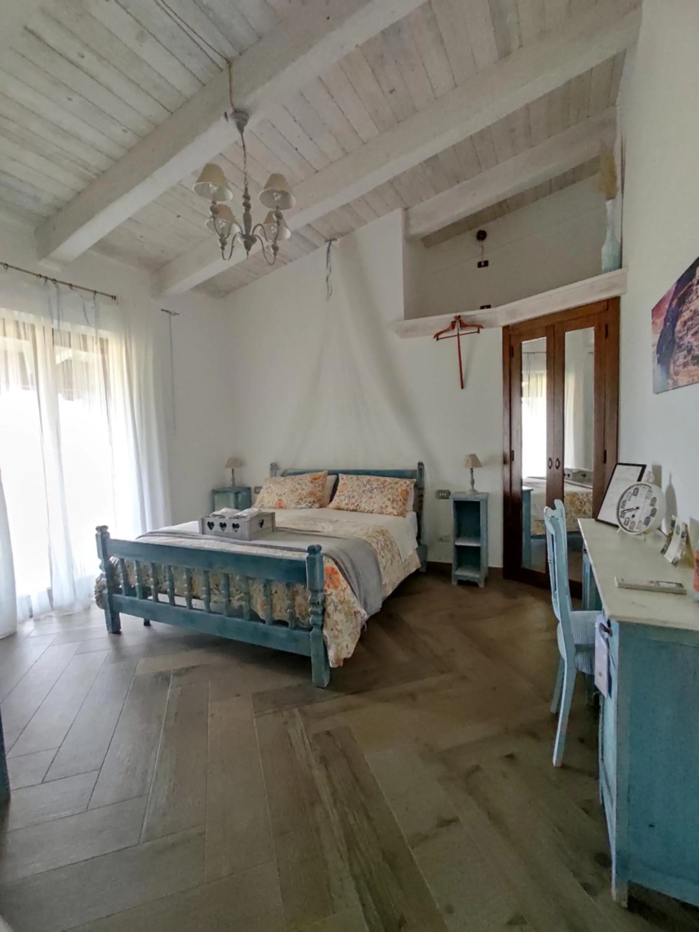 Balcony/Terrace, Bed in Caledonia B&B