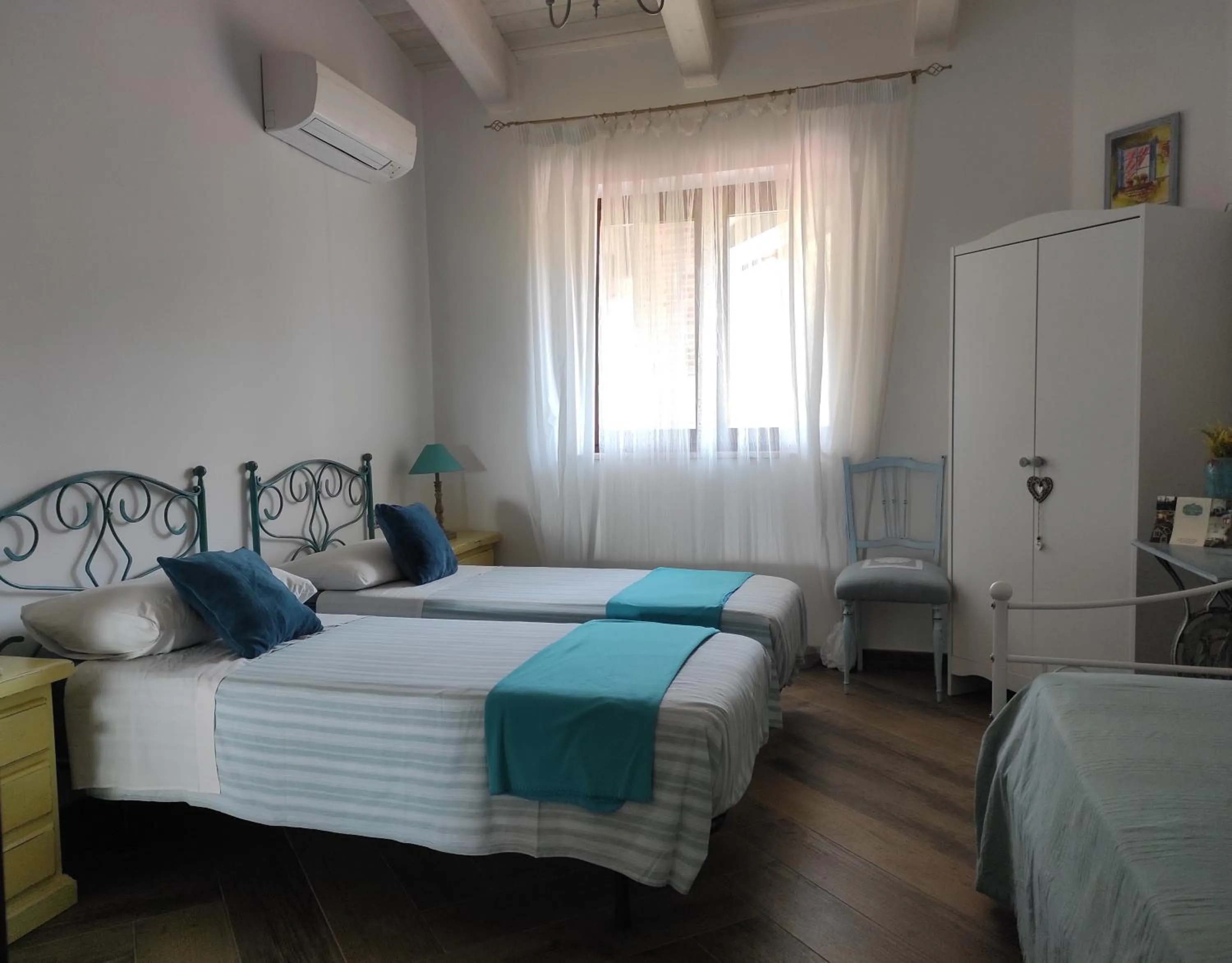 Bedroom, Bed in Caledonia B&B