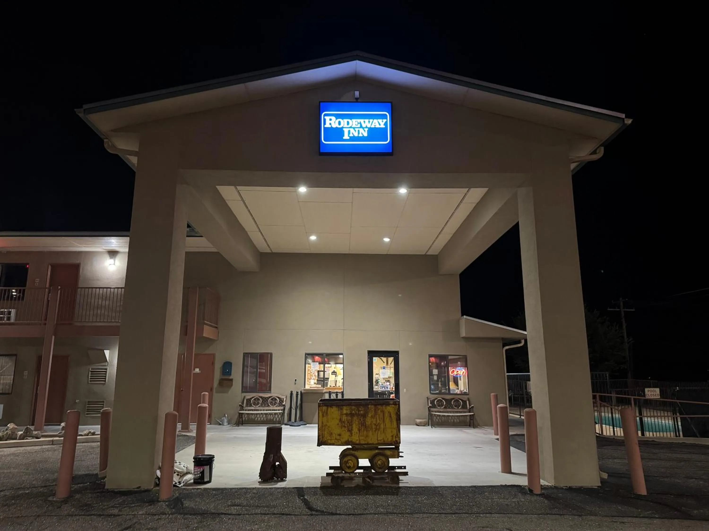 Property building in Rodeway Inn Copper Stay Benson AZ I-10 Exit 304