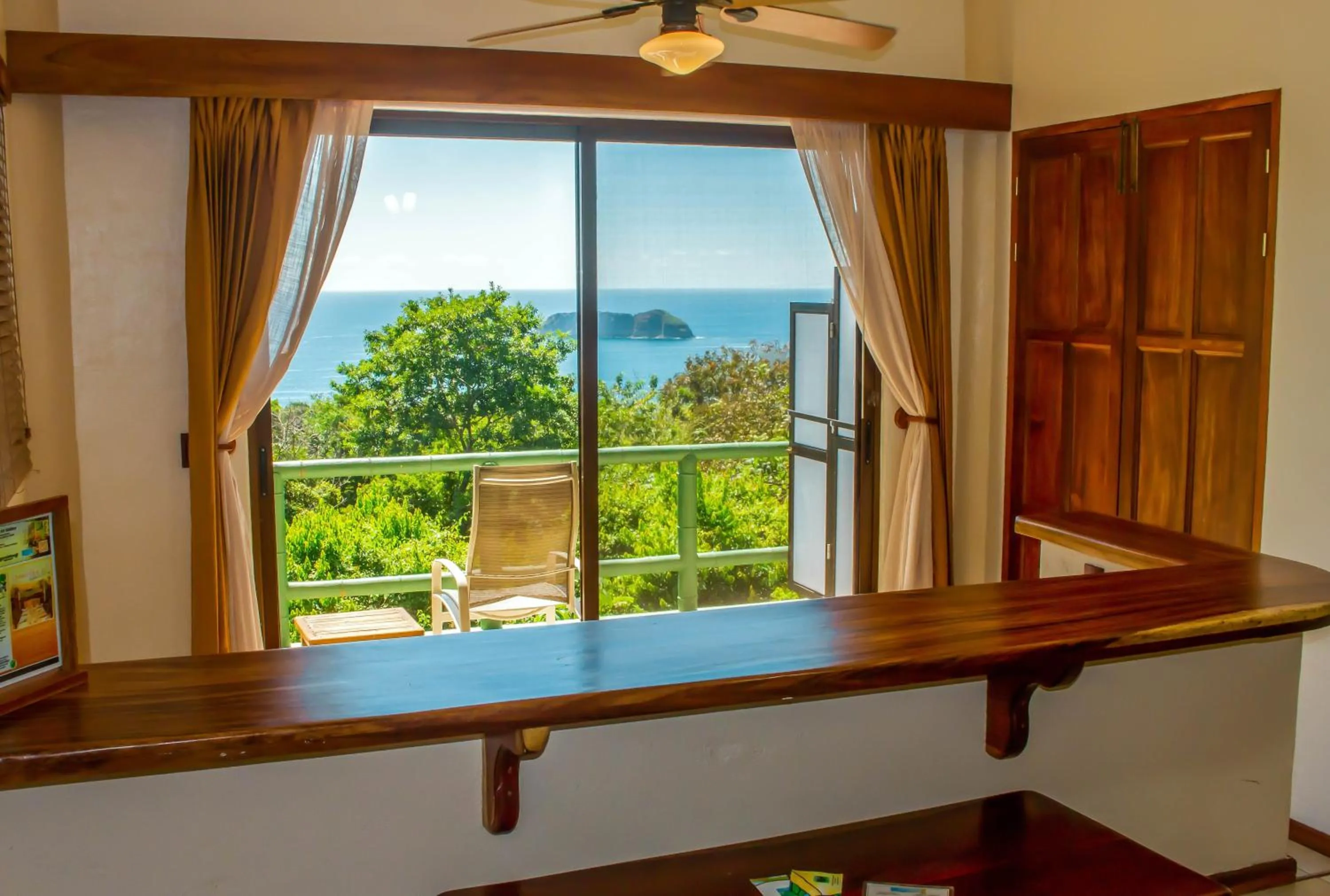 Balcony/Terrace in Si Como No Resort & Wildlife Refuge