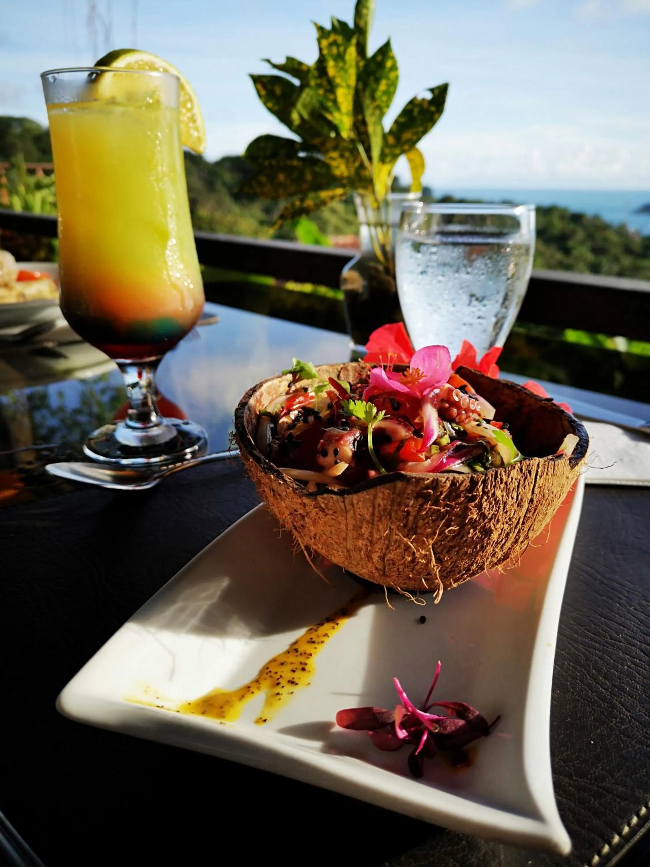 Food and drinks in Si Como No Resort & Wildlife Refuge