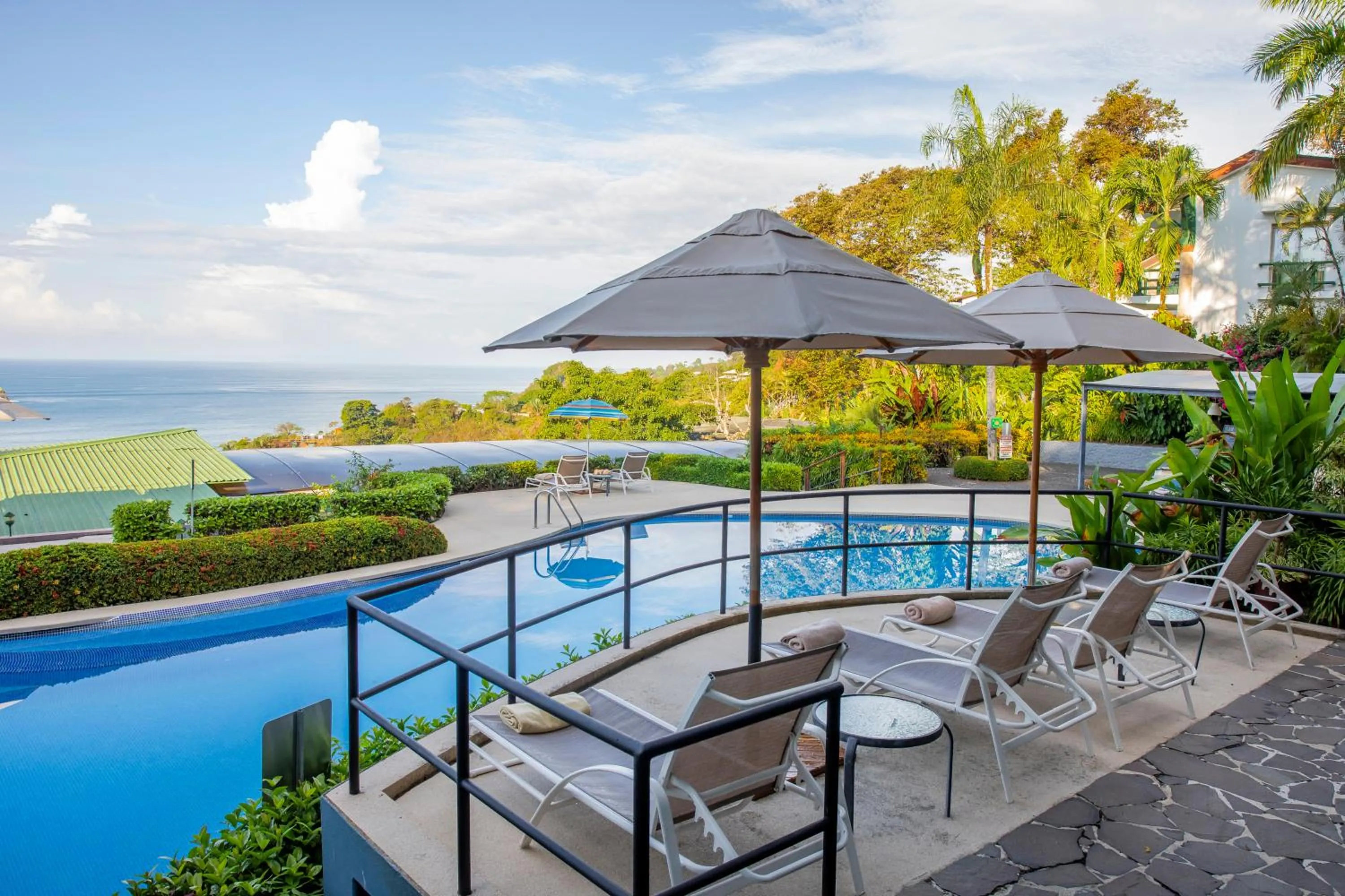 Day in Si Como No Resort & Wildlife Refuge