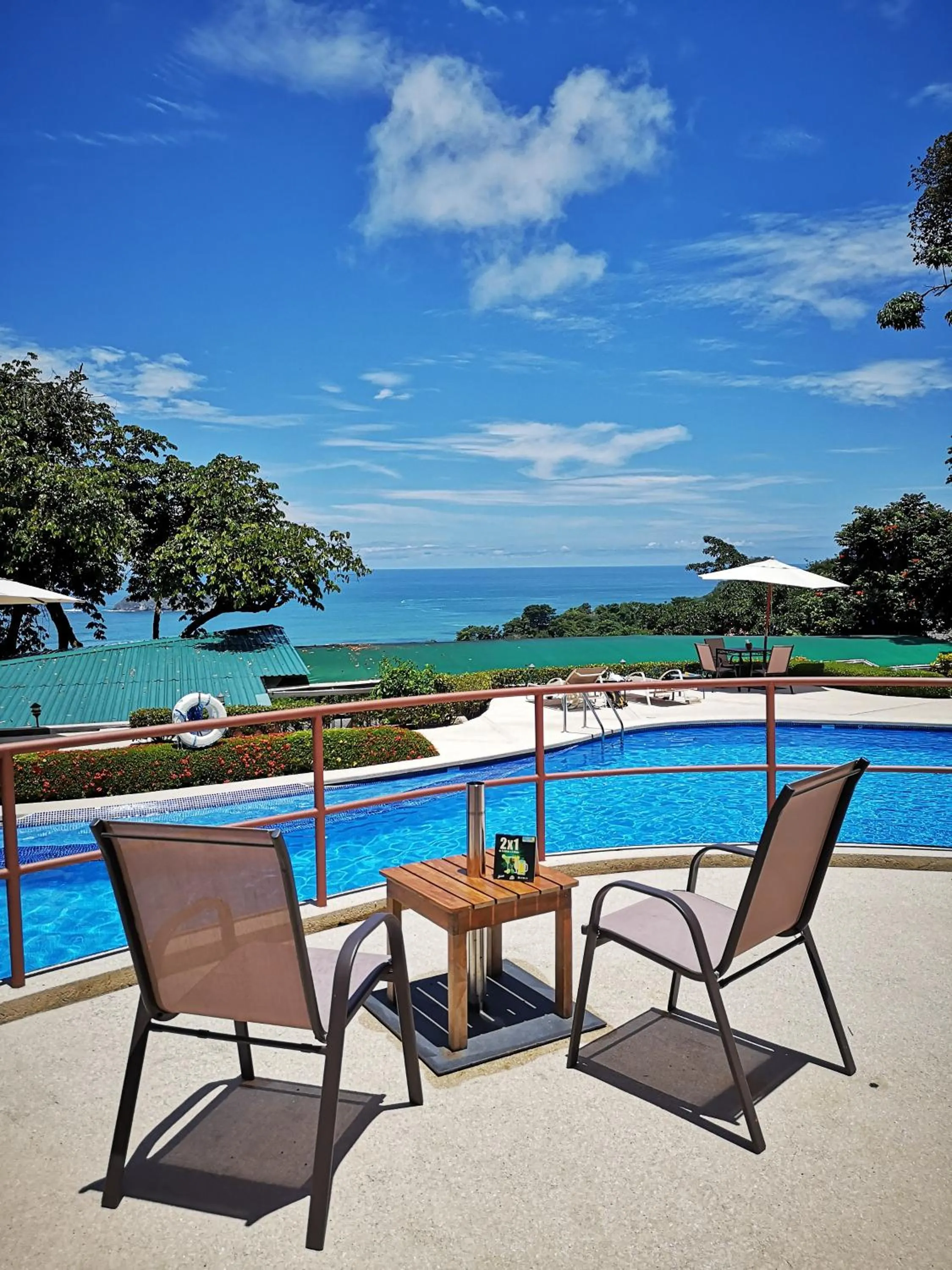 Pool view in Si Como No Resort & Wildlife Refuge
