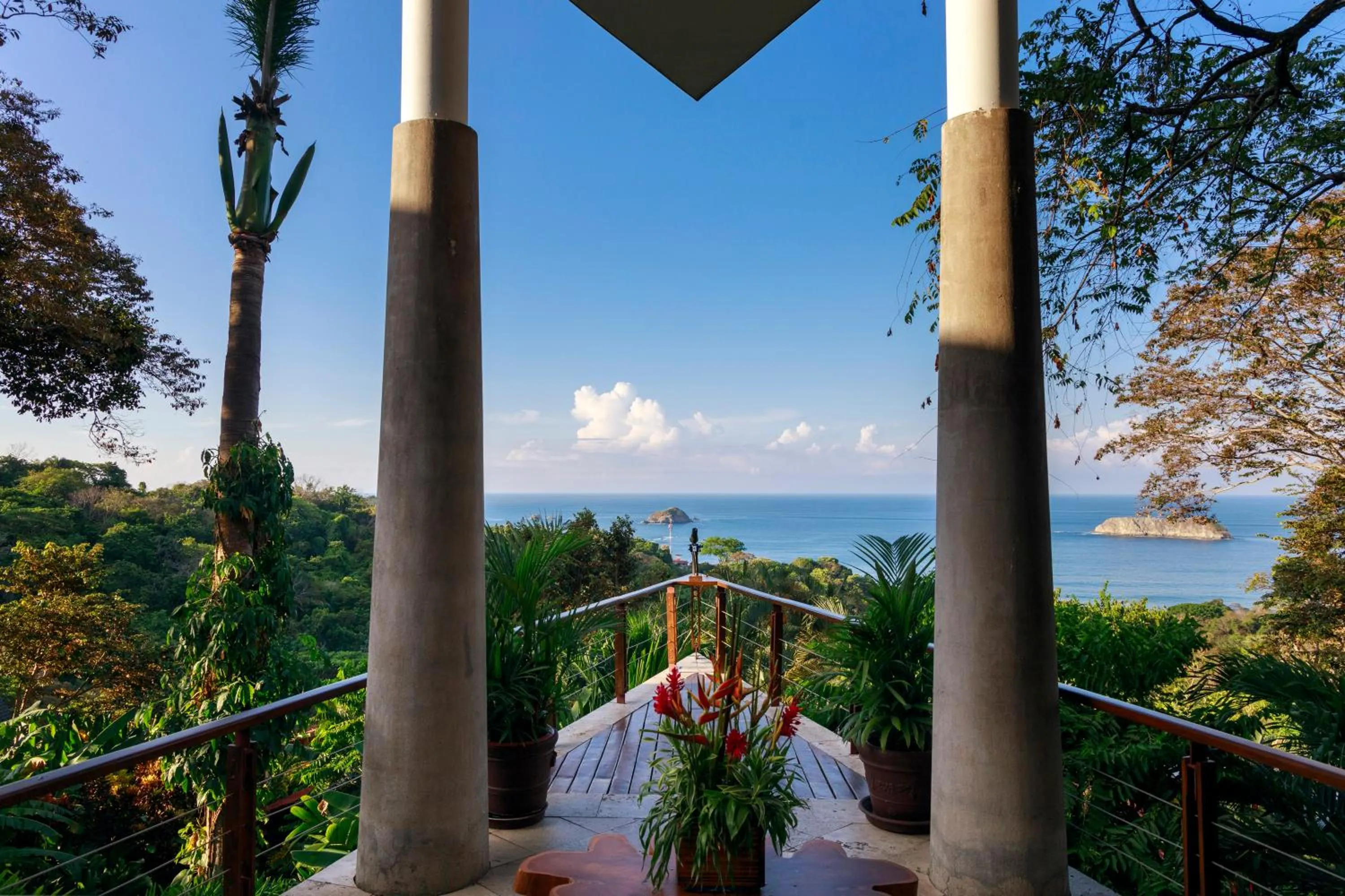 Nearby landmark in Si Como No Resort & Wildlife Refuge