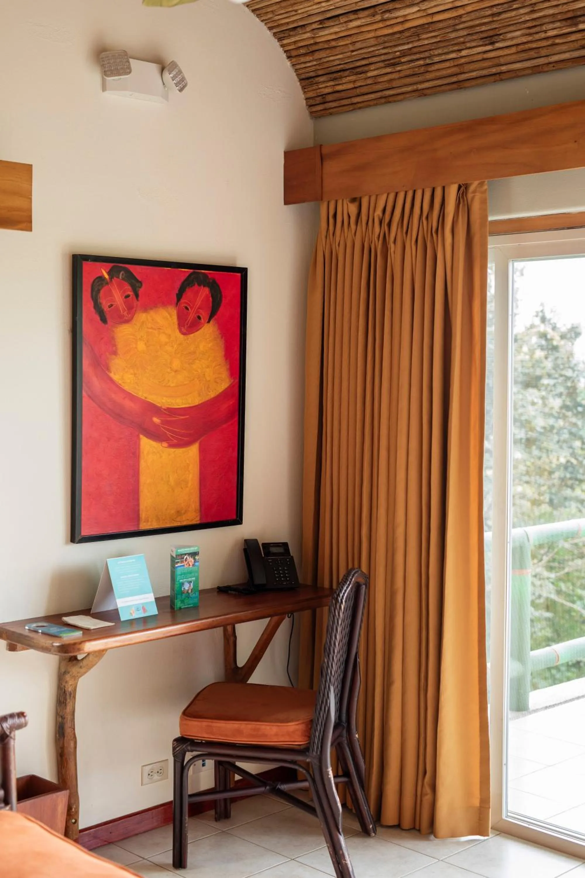 Seating area in Si Como No Resort & Wildlife Refuge