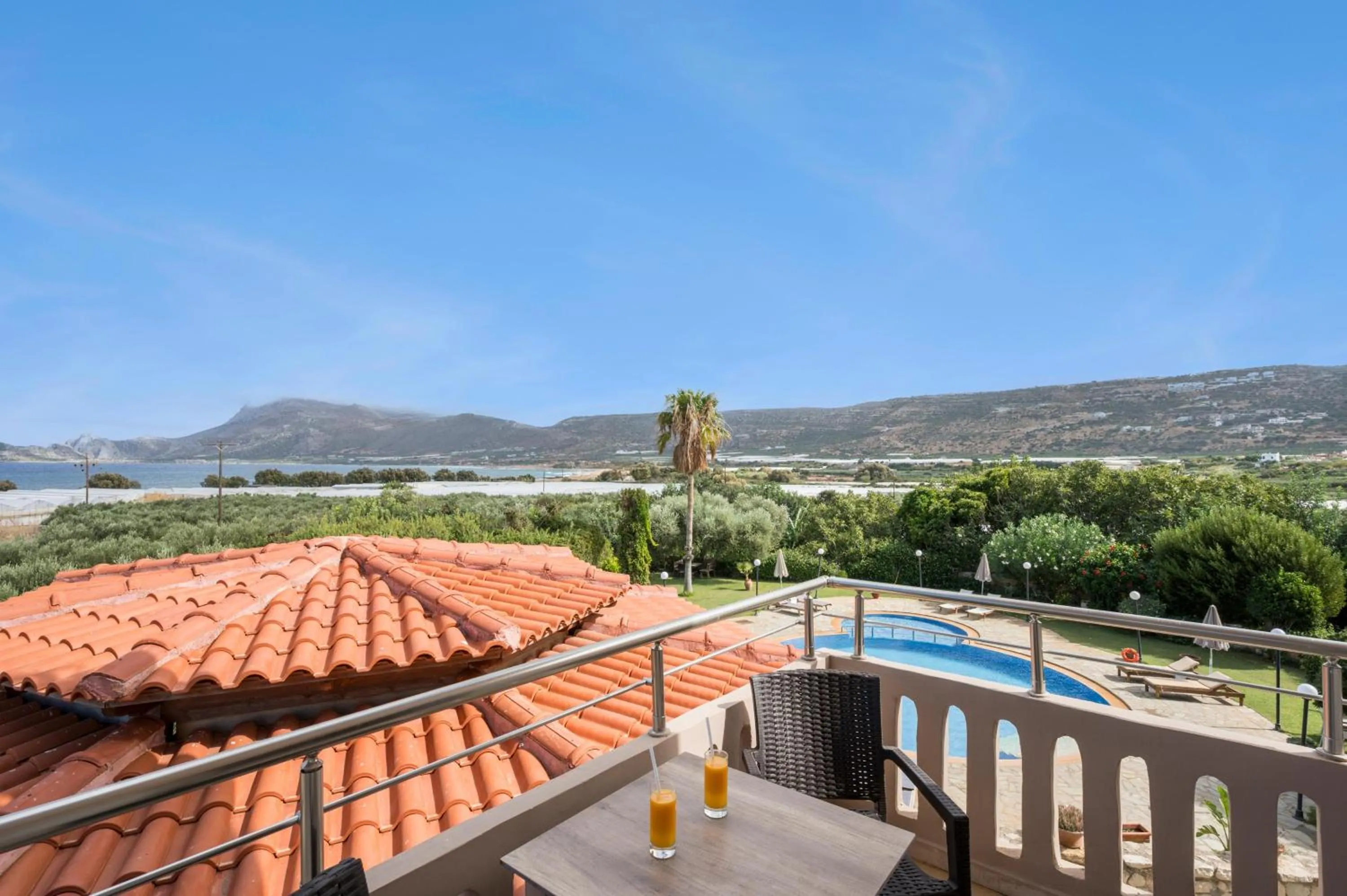 Nearby landmark in Petritos Rooms and Studios