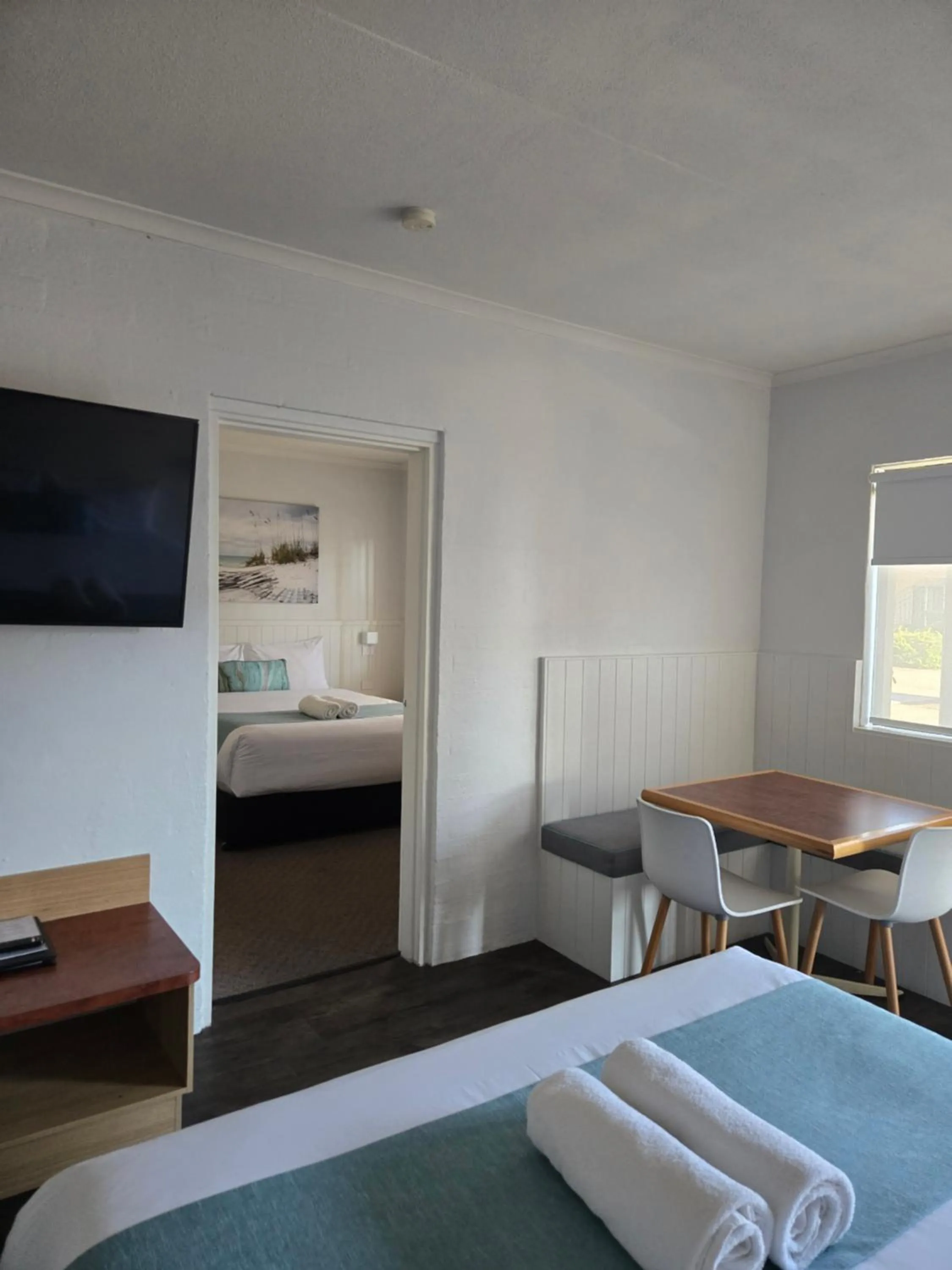 Bed in Araluen Motor Lodge