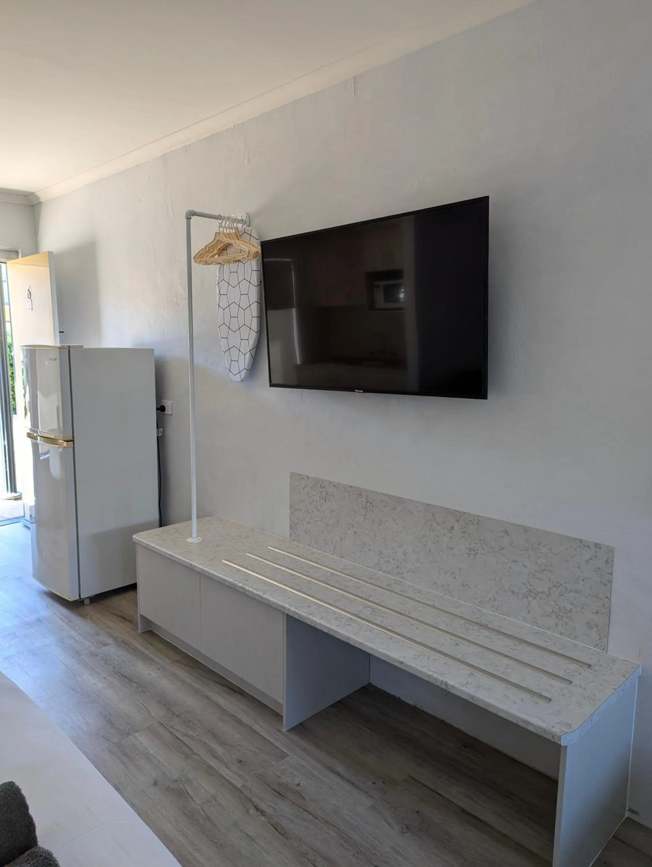 Bedroom in Araluen Motor Lodge