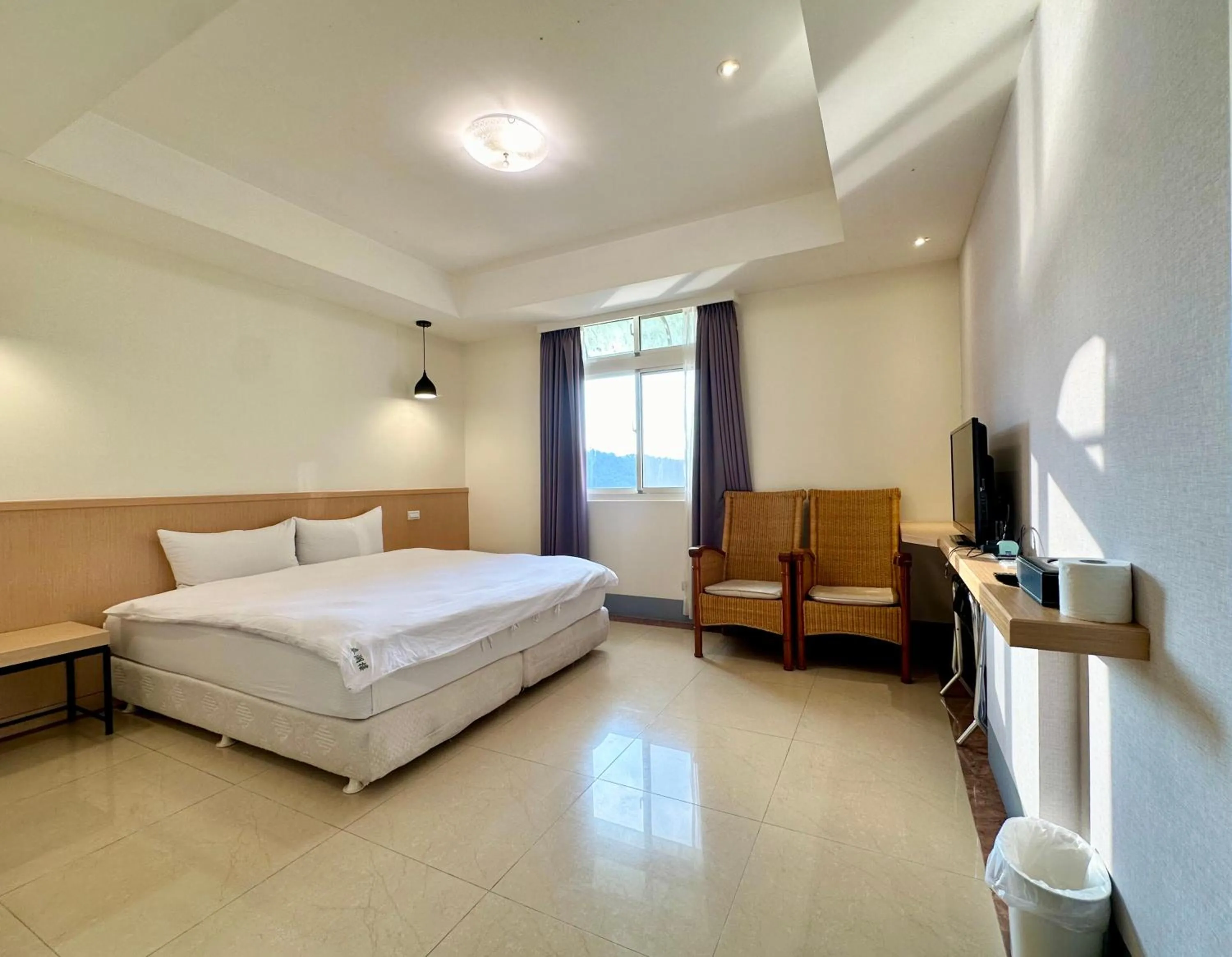 Bed in Taihu Hotel Sun Moon Lake