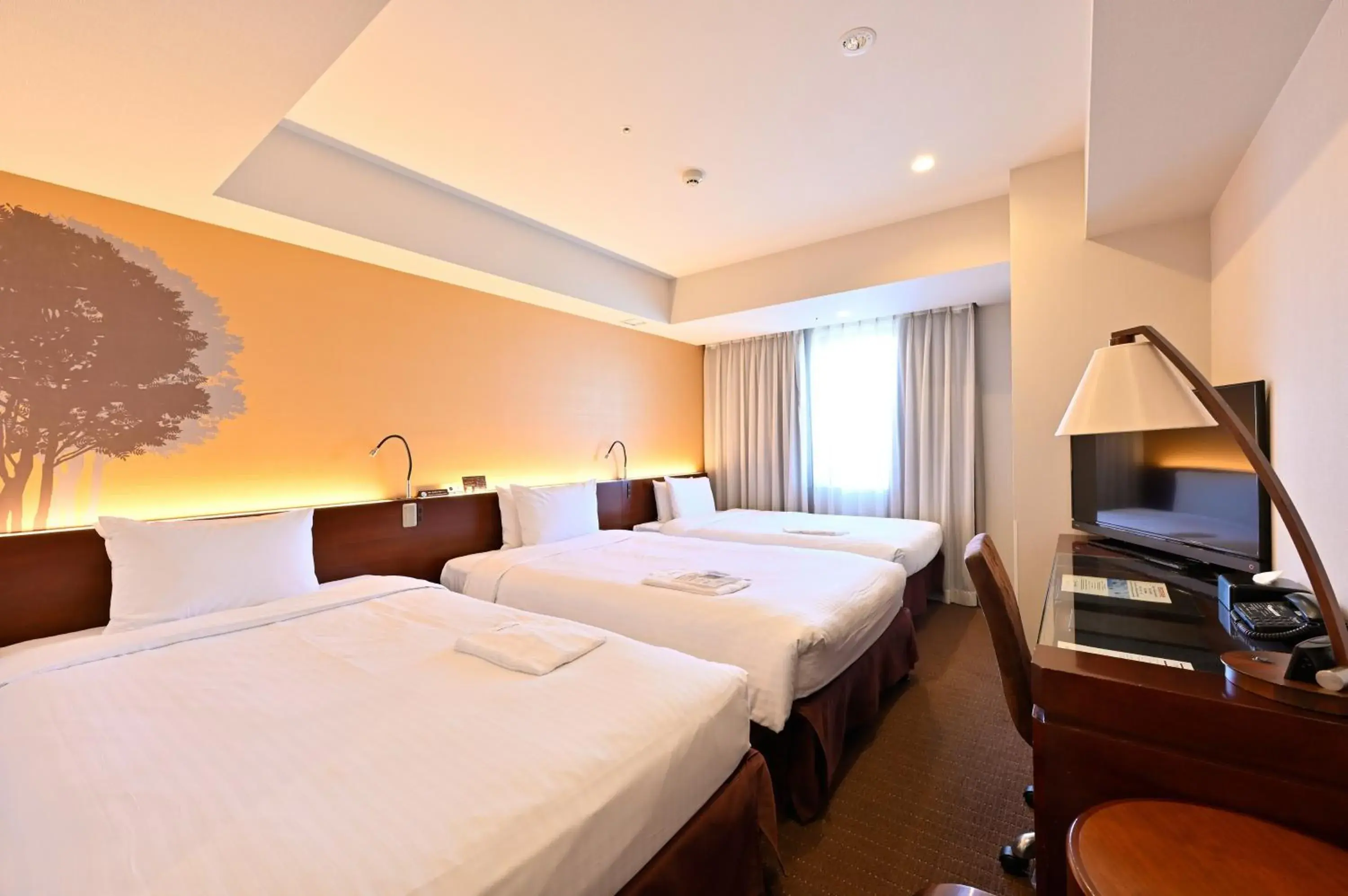 Standard Triple Room - Smoking in Hotel Keihan Sapporo Standard Triple Room - Smoking in Hotel Keihan Sapporo