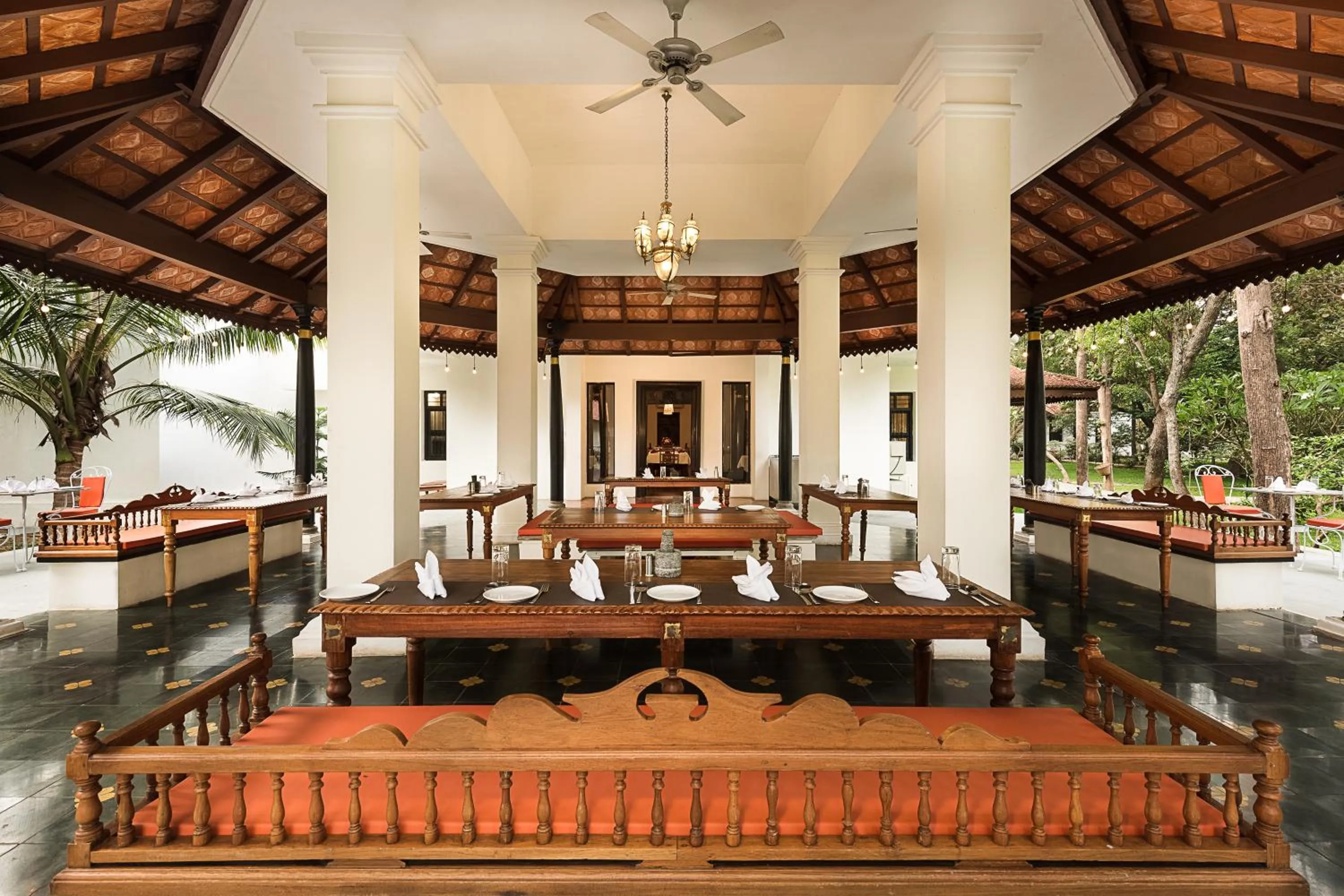 Restaurant/places to eat in Mantra Koodam Kumbakonam - A CGH Earth Experience