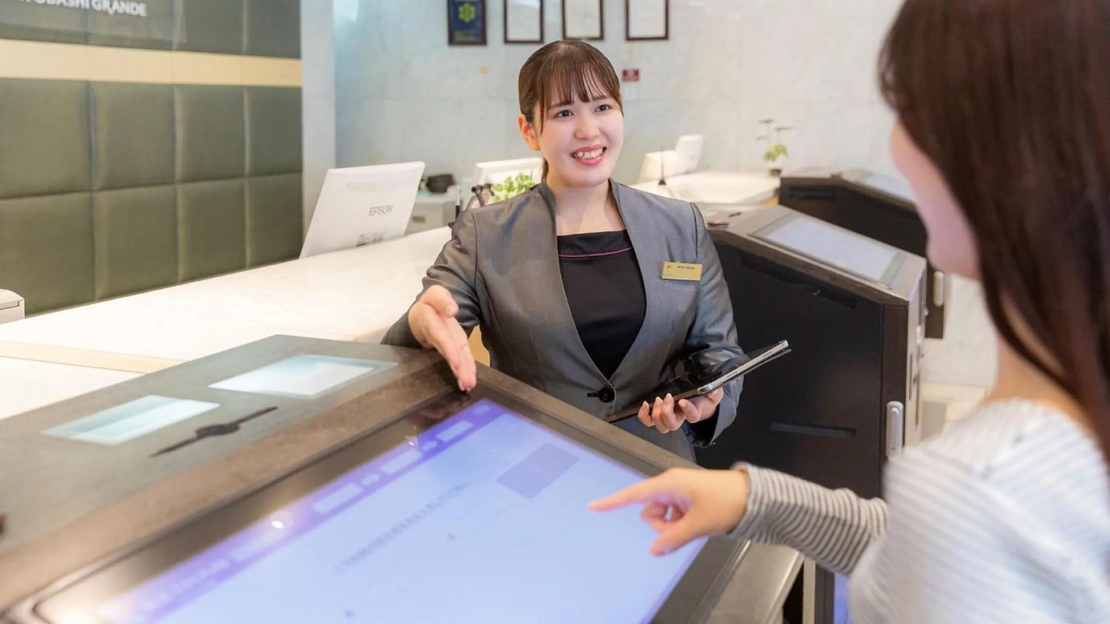 Staff in Hotel Keihan Kyobashi Grande