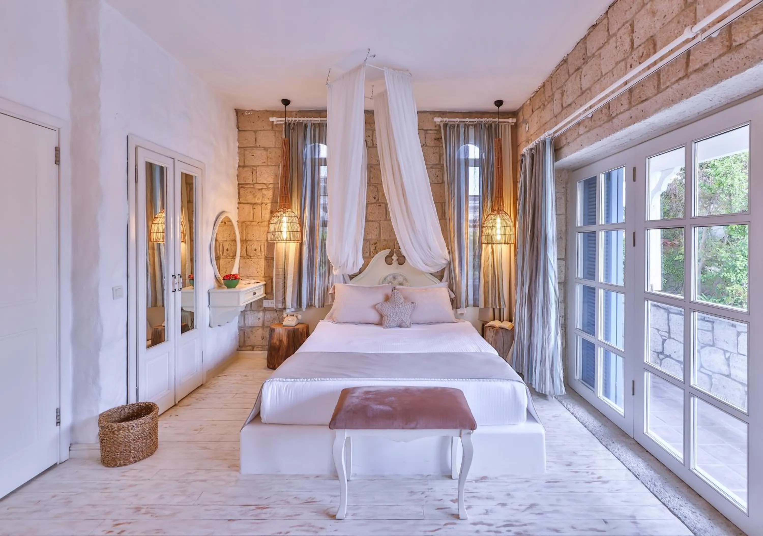 Photo of the whole room, Bed in Cumbali Konak Hotel (Adults Only +12)