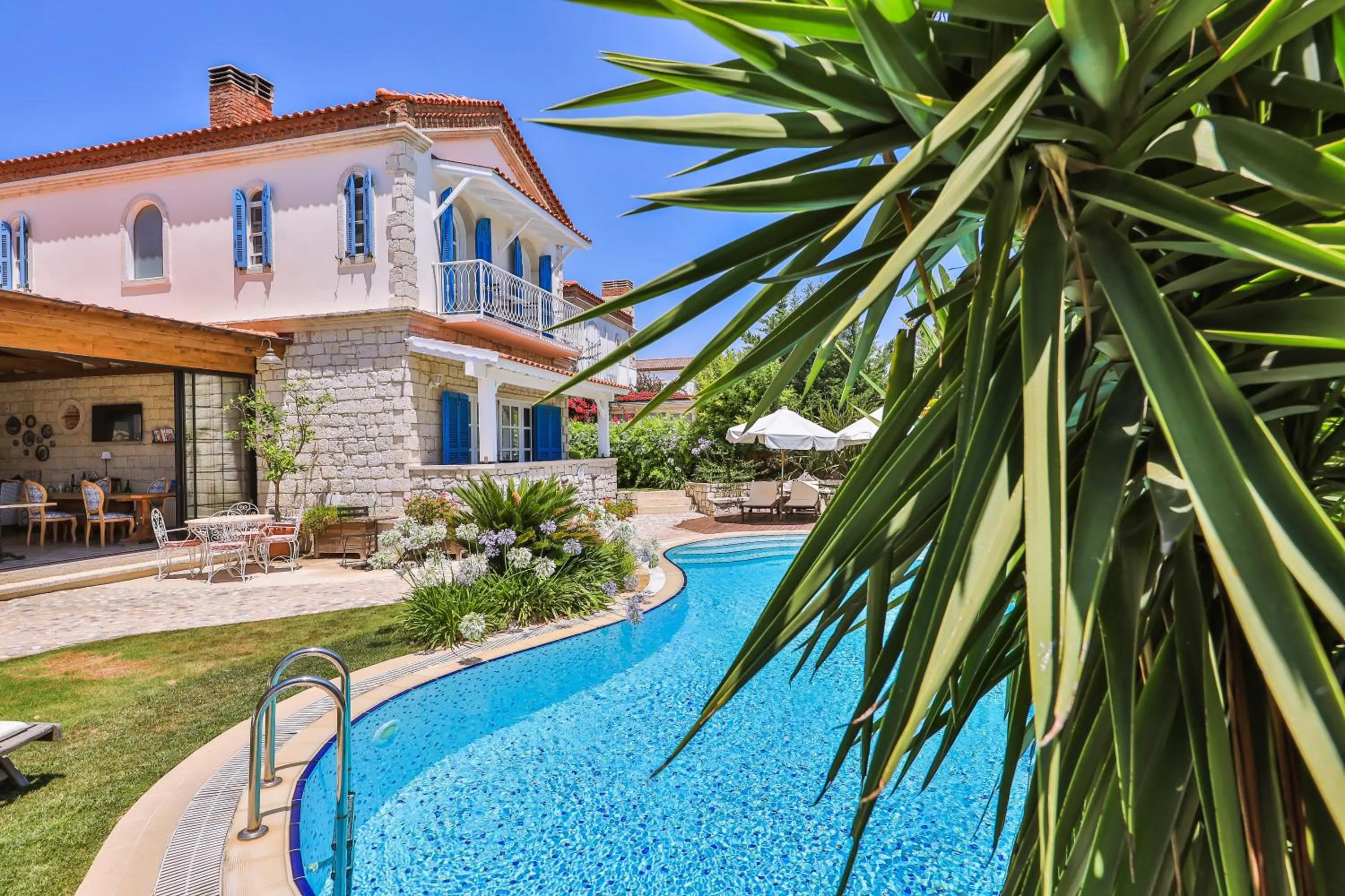 Swimming pool in Cumbali Konak Hotel (Adults Only +12)