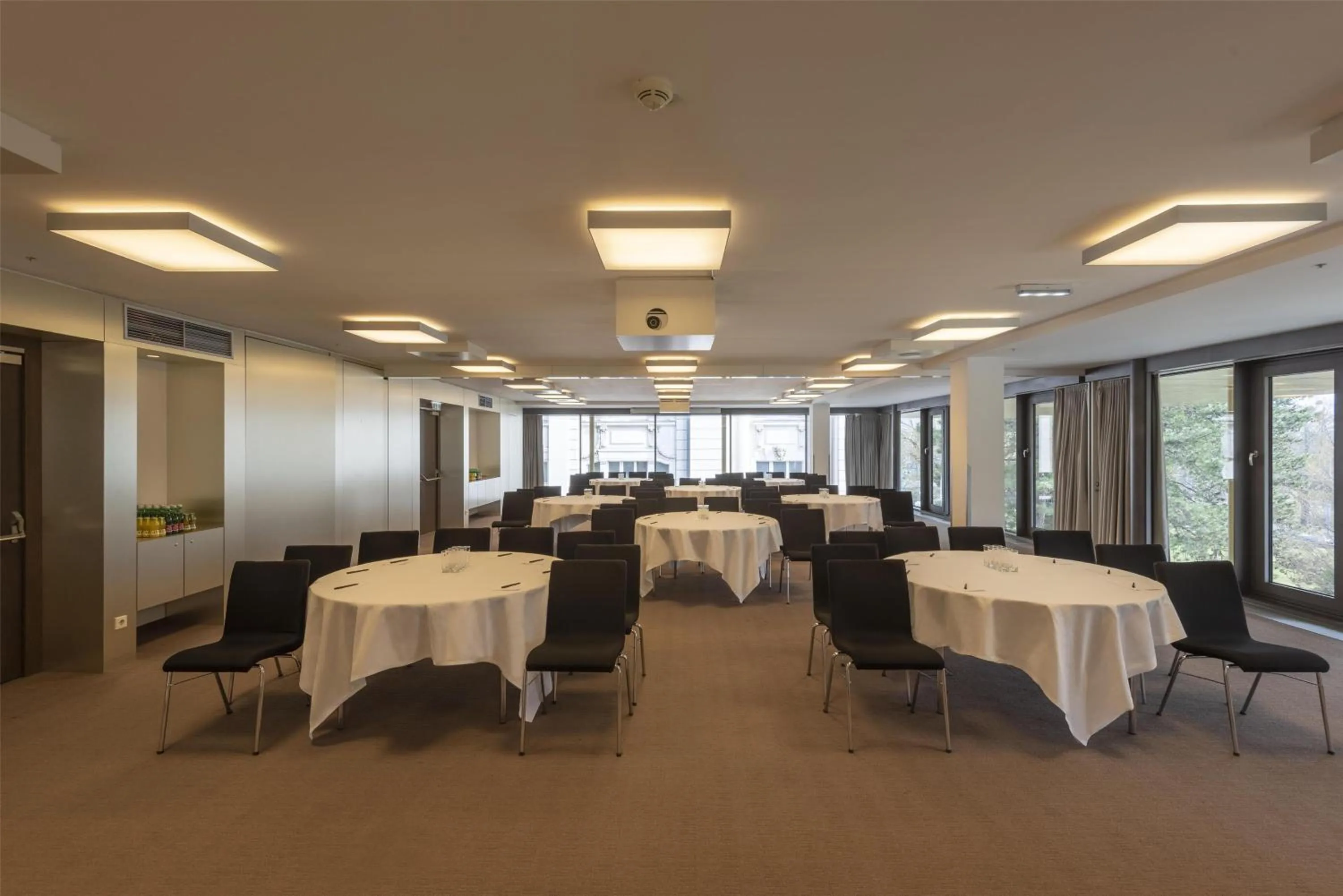 Meeting/conference room in Doubletree by Hilton Vienna Schonbrunn
