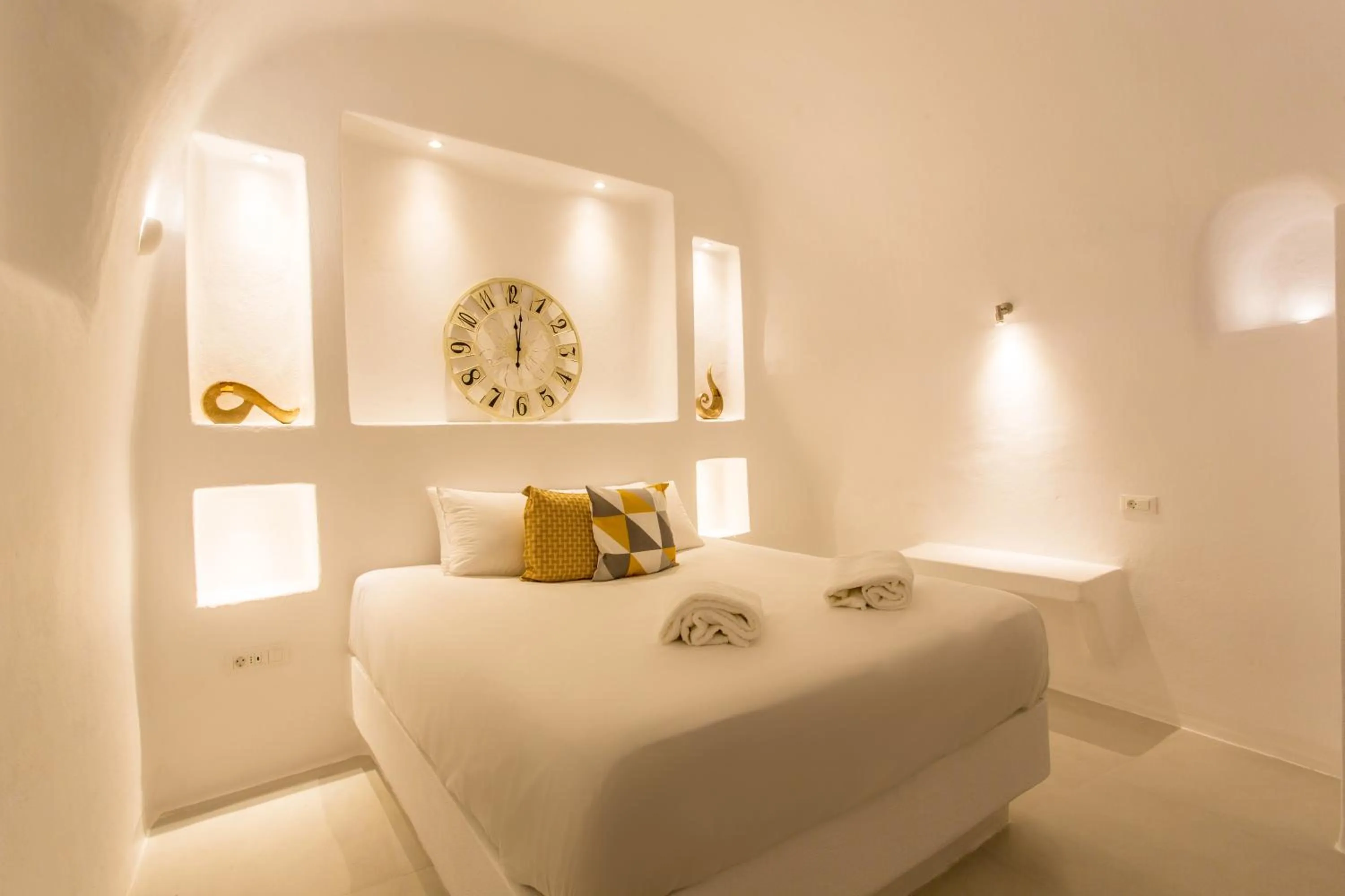 Bed in Boutique 88 Fira