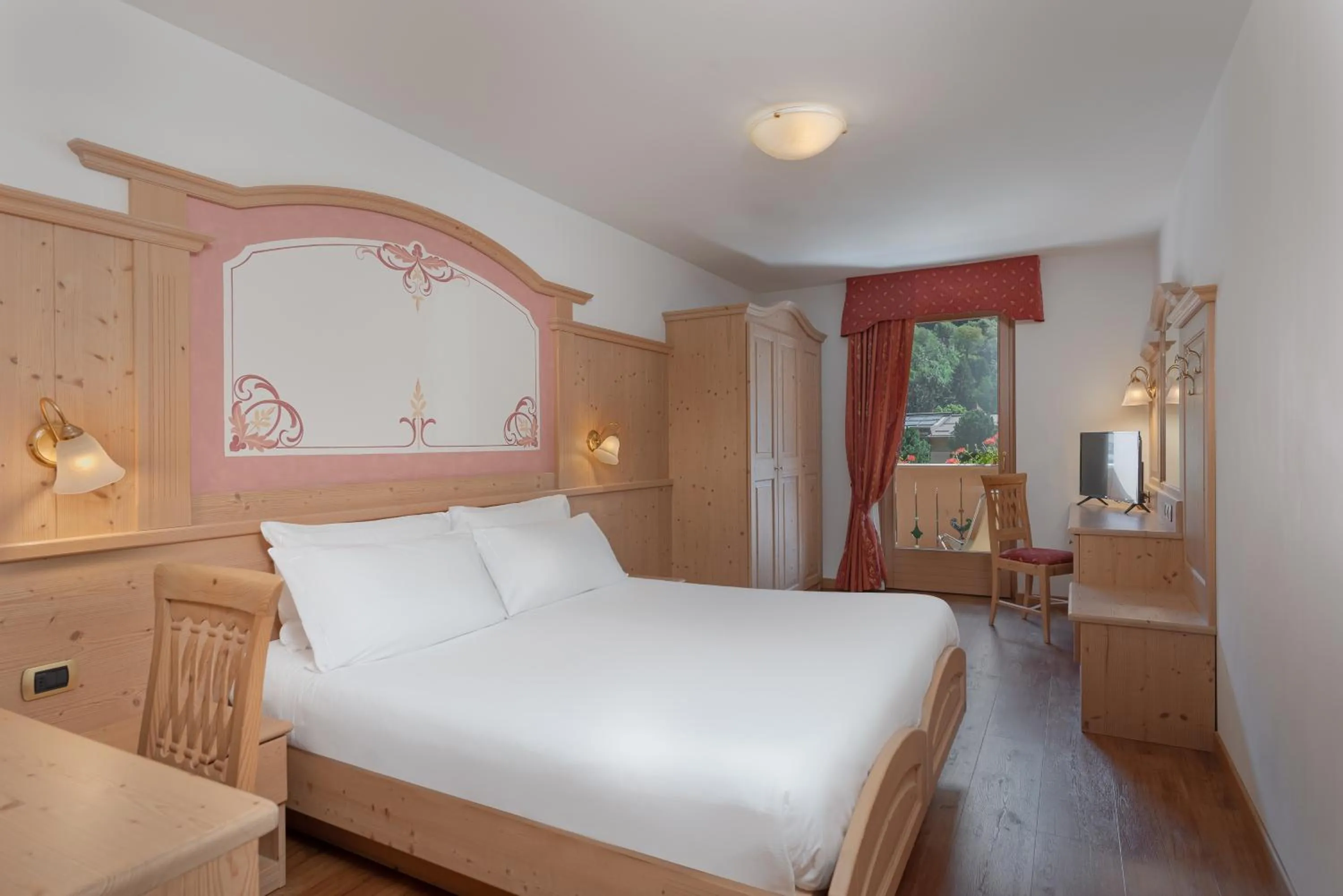 Bedroom, Bed in Beverly Alps Hotel & Spa