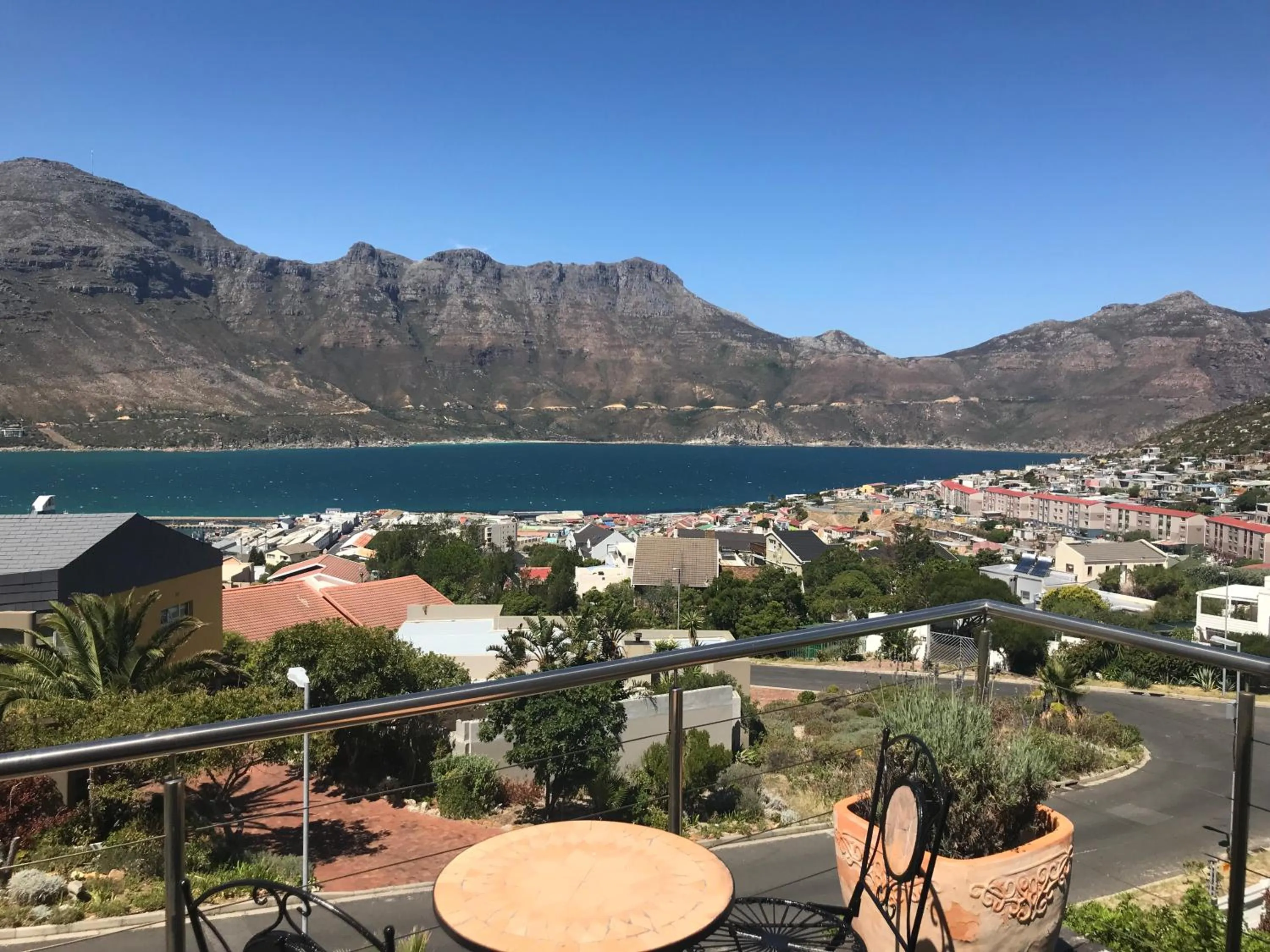 Hout Bay Breeze Guest House