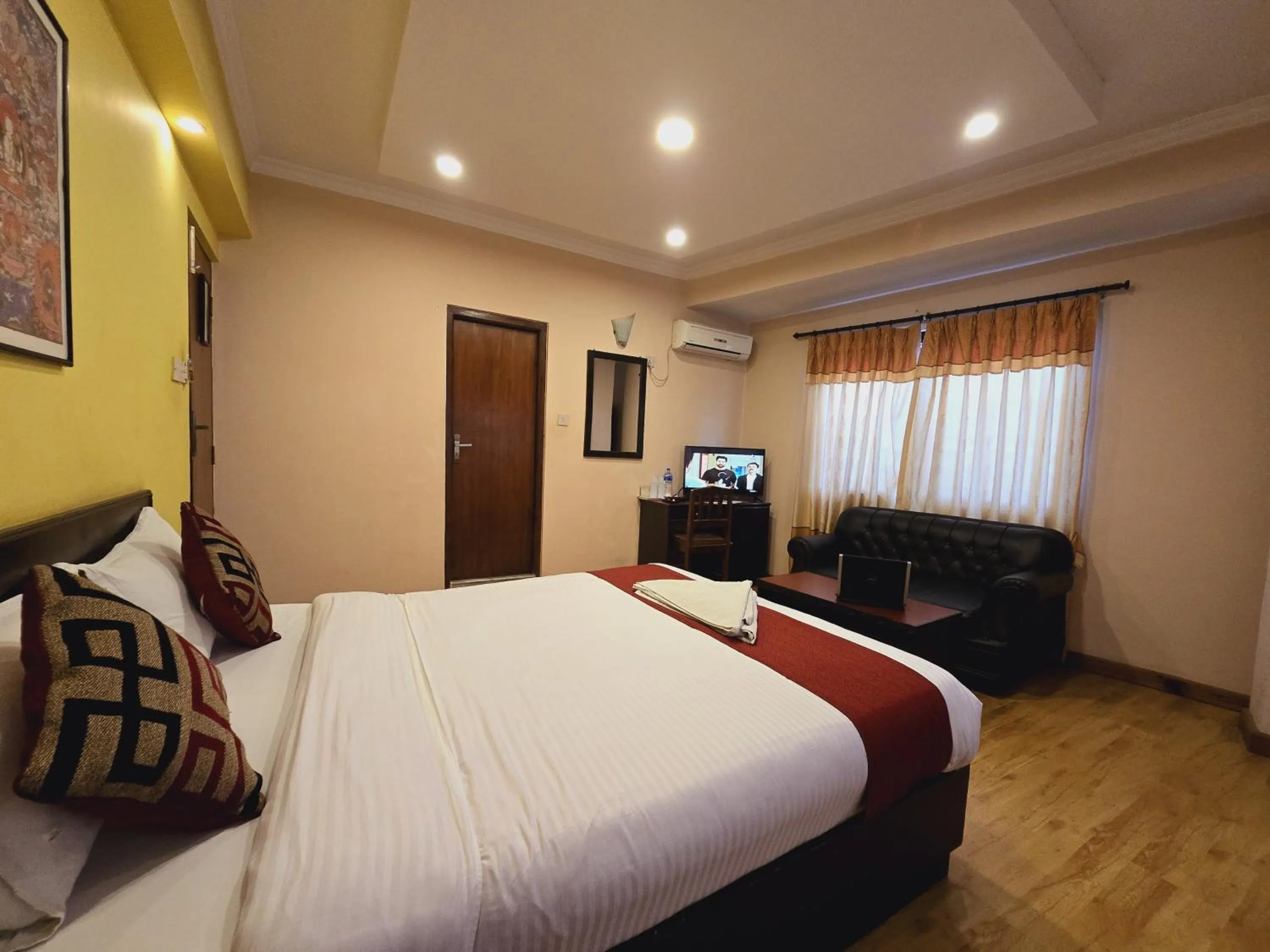 Bed in Cascade Hotel Kathmandu