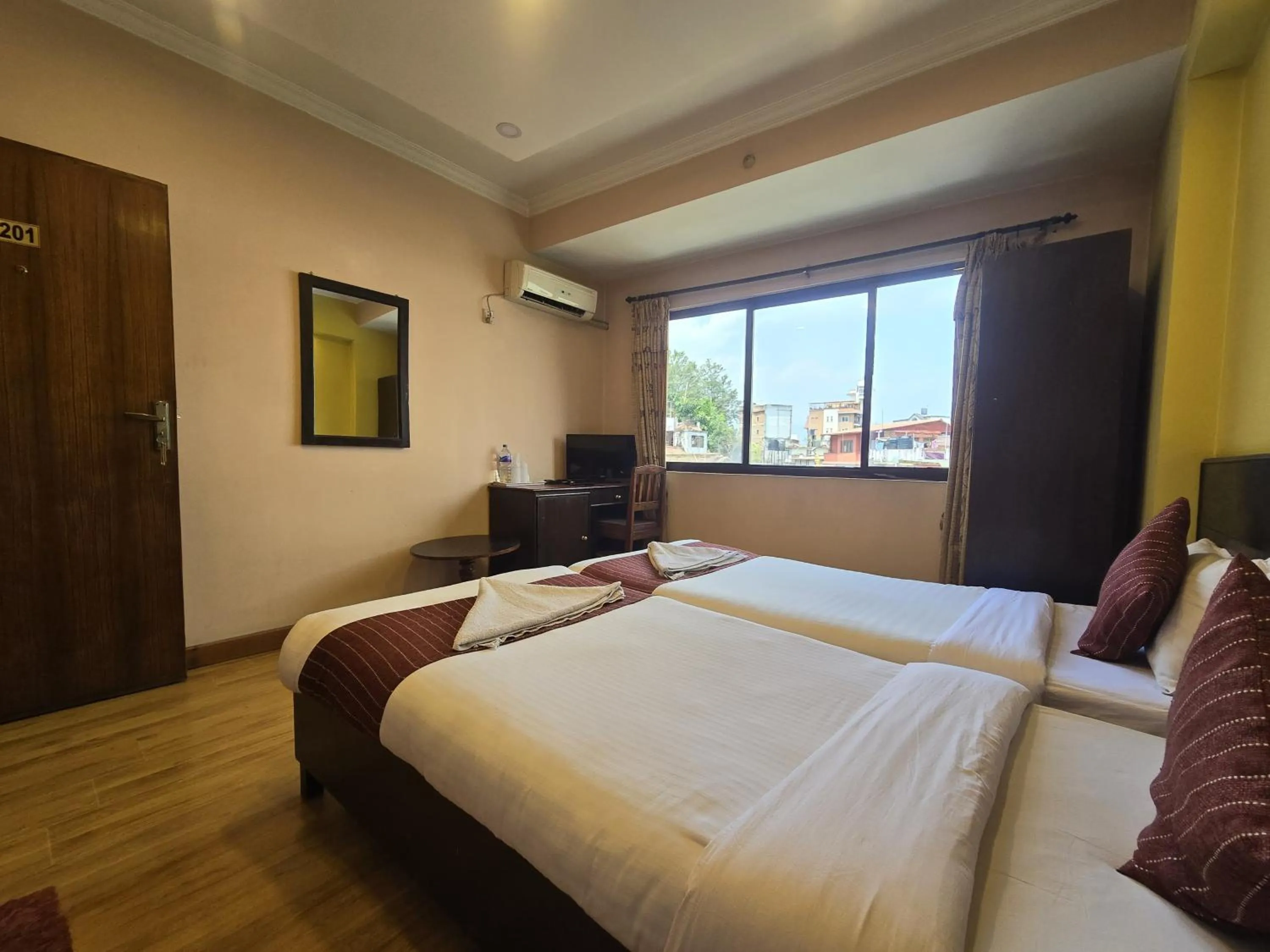 Bedroom, Bed in Cascade Hotel Kathmandu