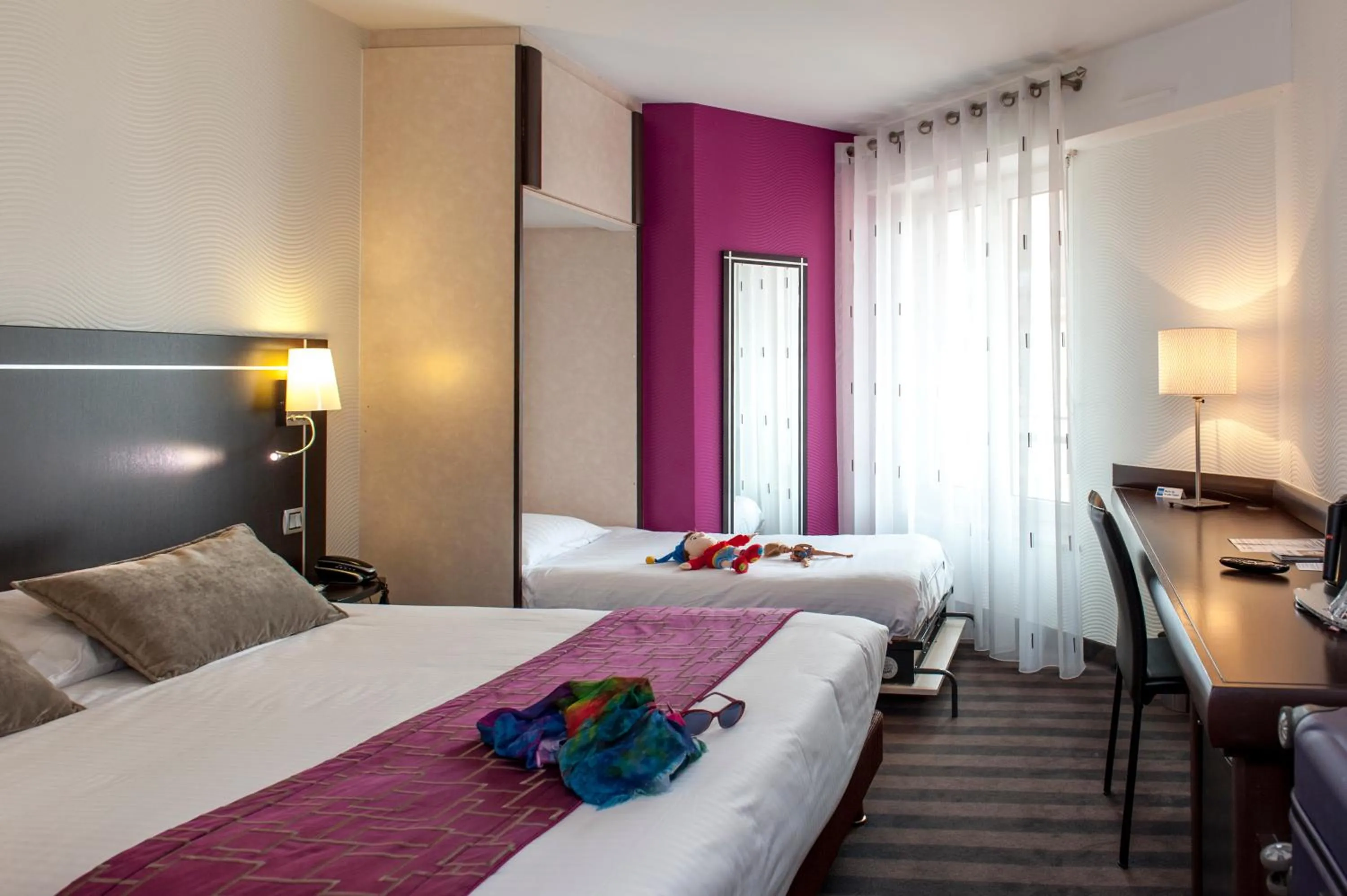 Bedroom, Bed in Brit Hotel Belfort Centre-Le Boreal