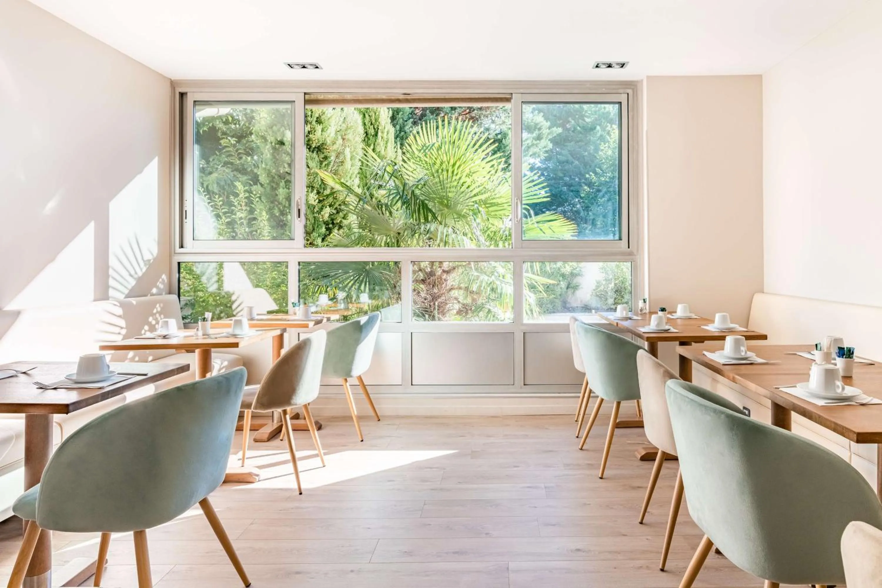 Breakfast in Hôtel des Barolles - Lyon Sud Brignais