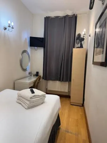 Bed in The Paramount Hotel