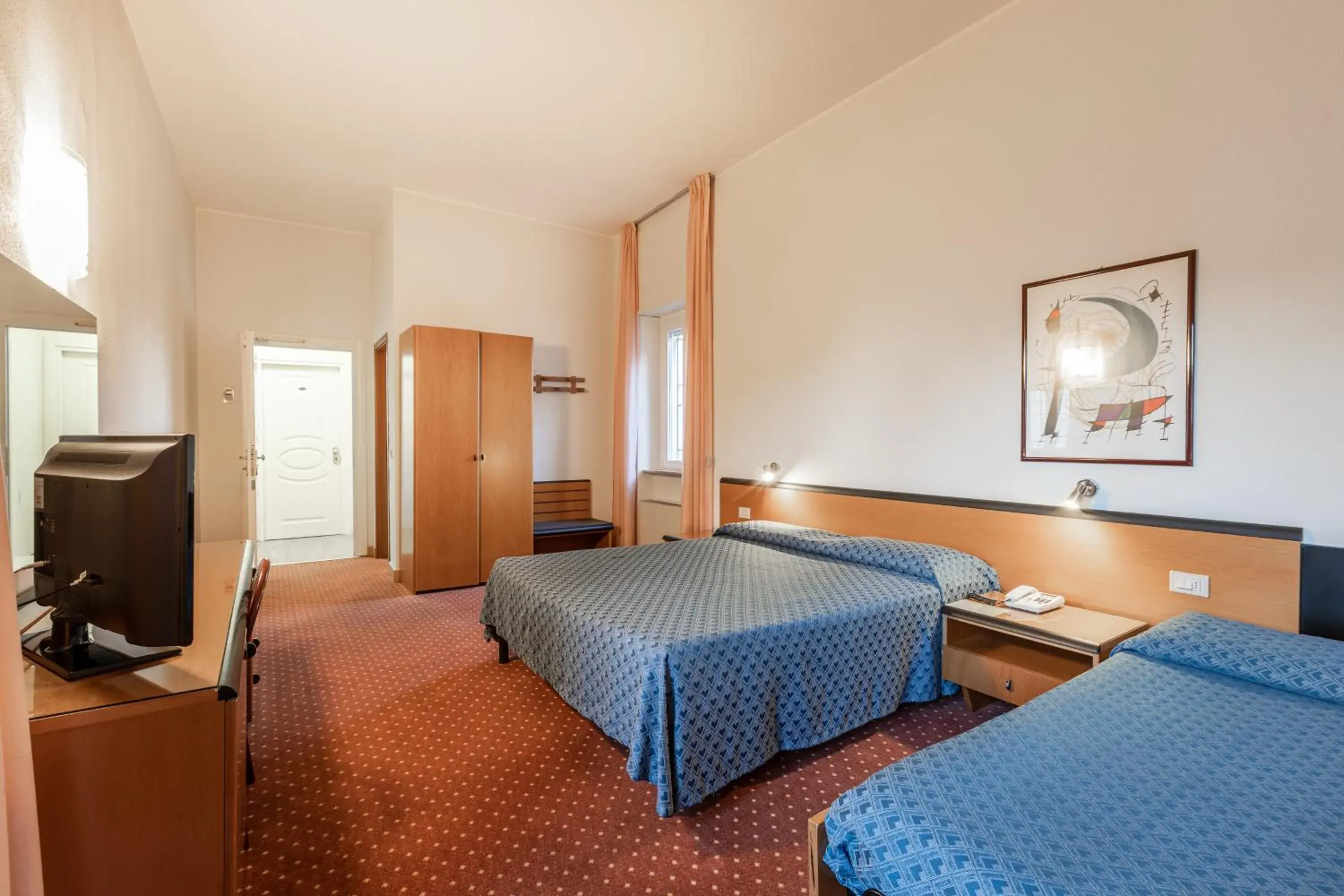 Classic Quadruple Room in Hotel Nuova Grosseto Classic Quadruple Room in Hotel Nuova Grosseto