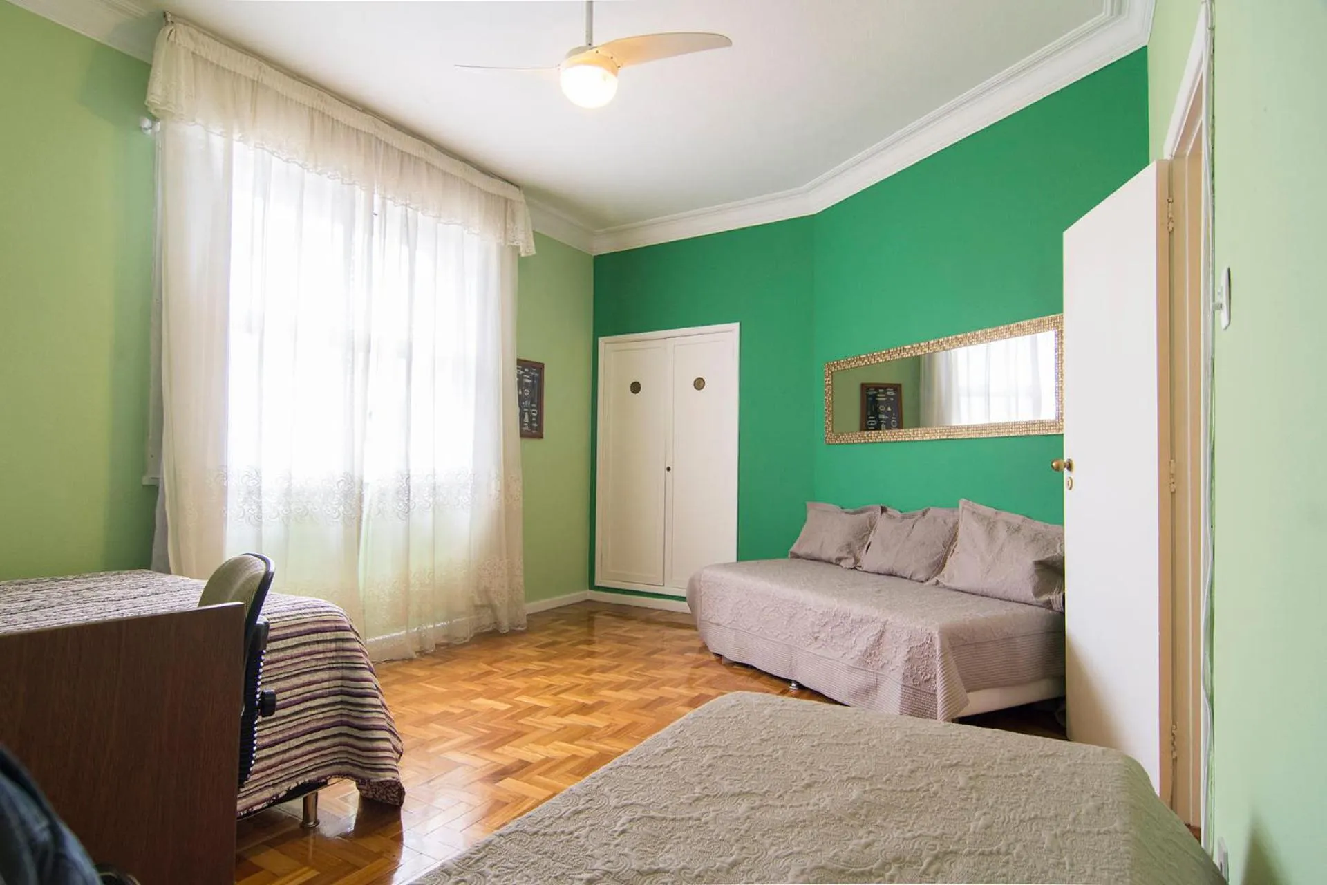 Bed in Flat Imperador