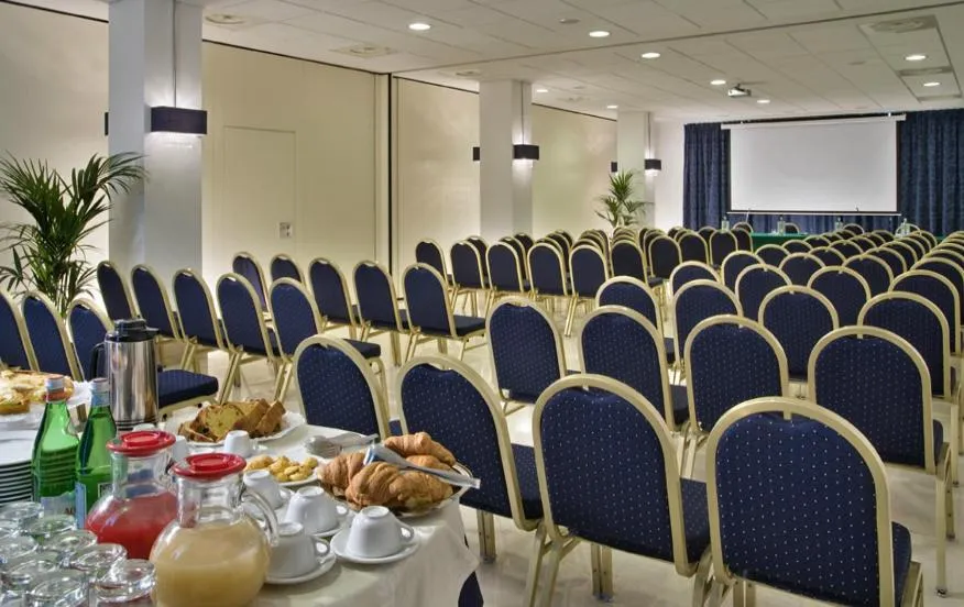 Business facilities in Hotel Lo Zodiaco