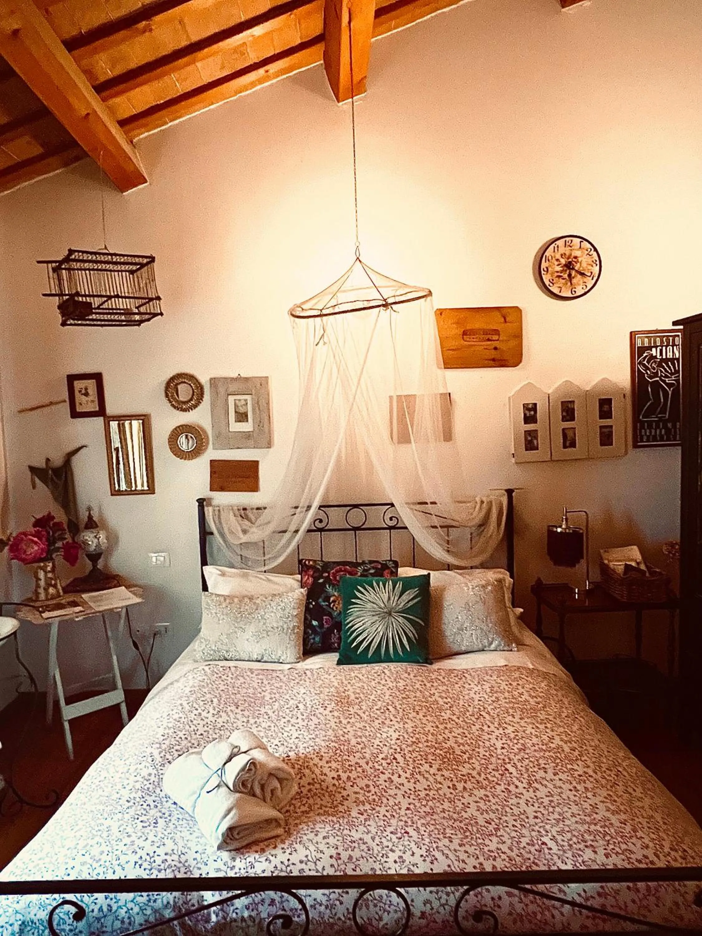 Bed in Locanda San Tomaso