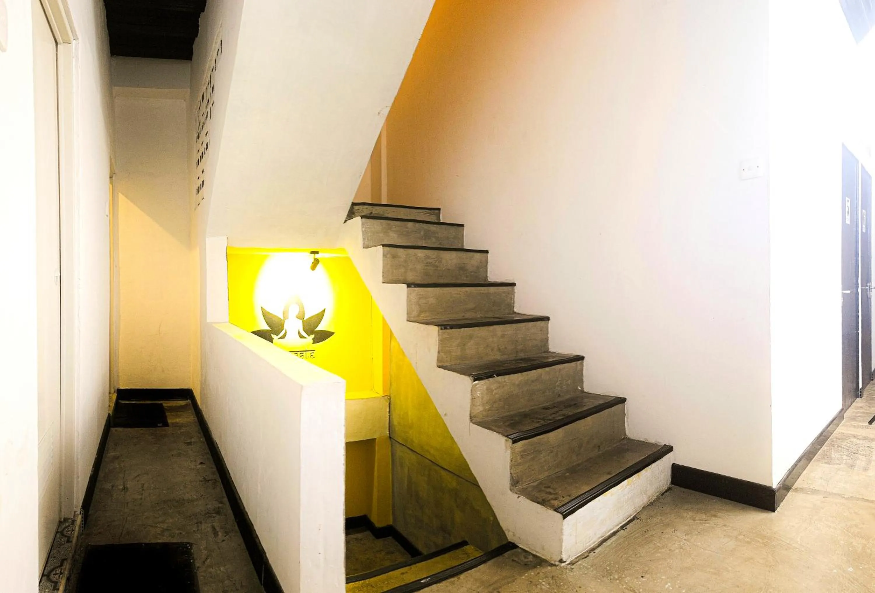 Cilacap Guest House , Penginapan lokasi strategis di Depan terminal bus cilacap