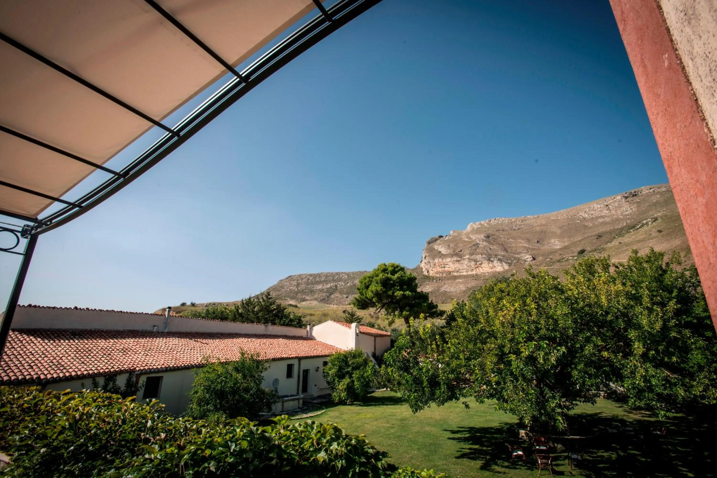 Mountain view in Masseria Rossella
