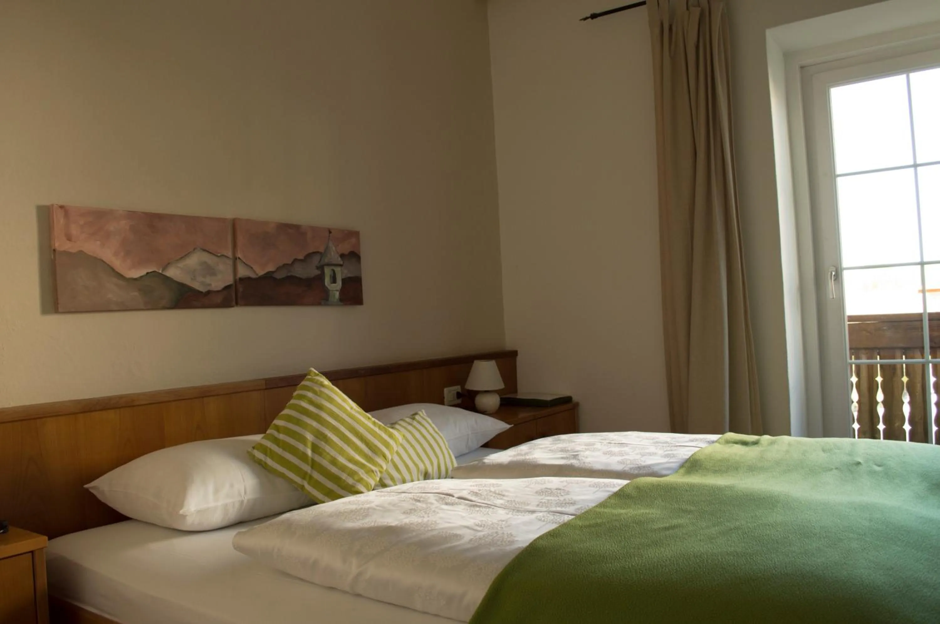 Bedroom, Bed in Gasthof Albergo Kreuzwirt