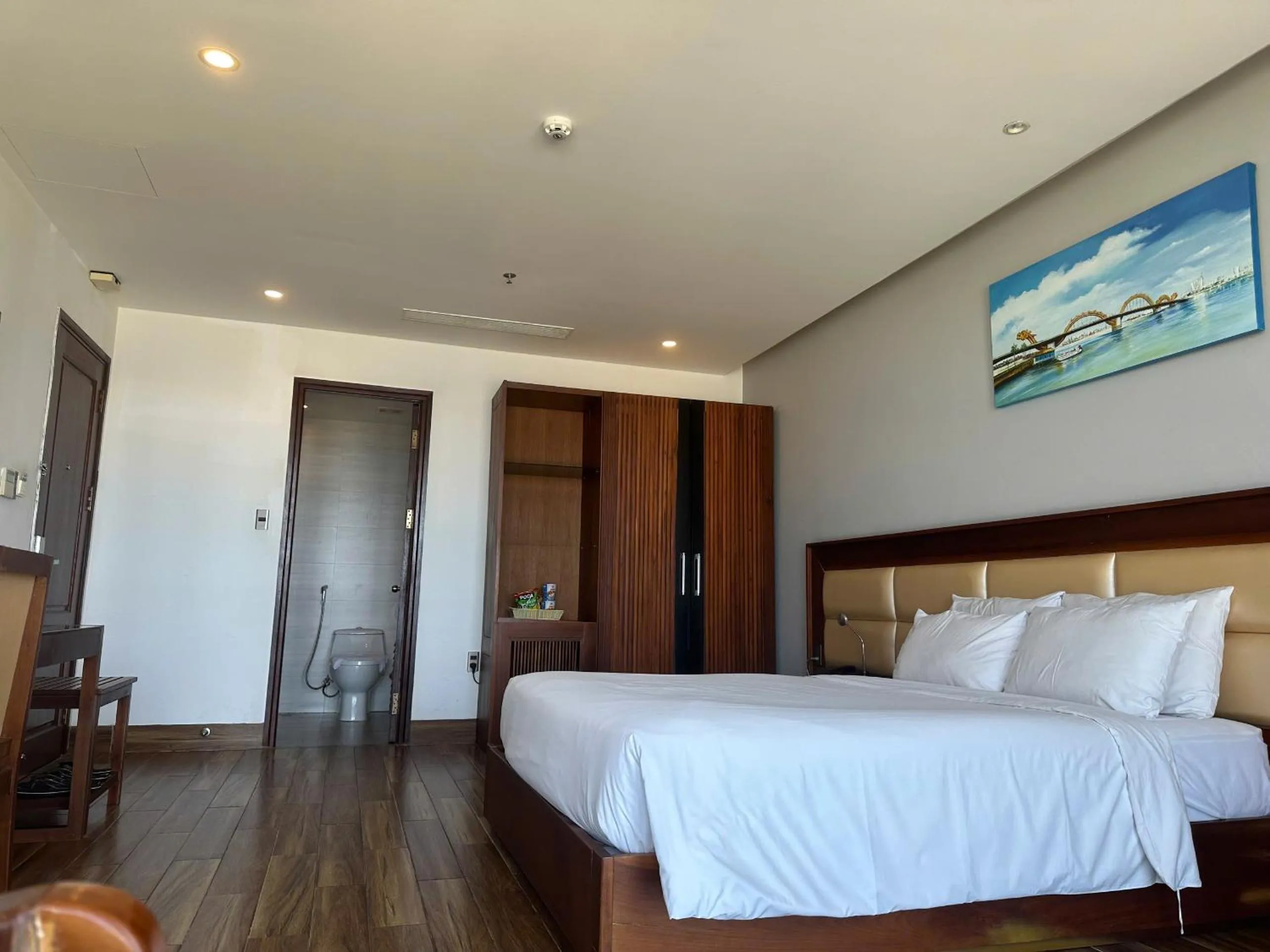 Bedroom in Alisia Beach Hotel Da Nang