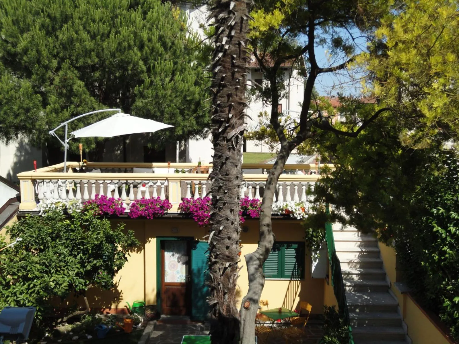 Property building in Hostel Pisa Tower