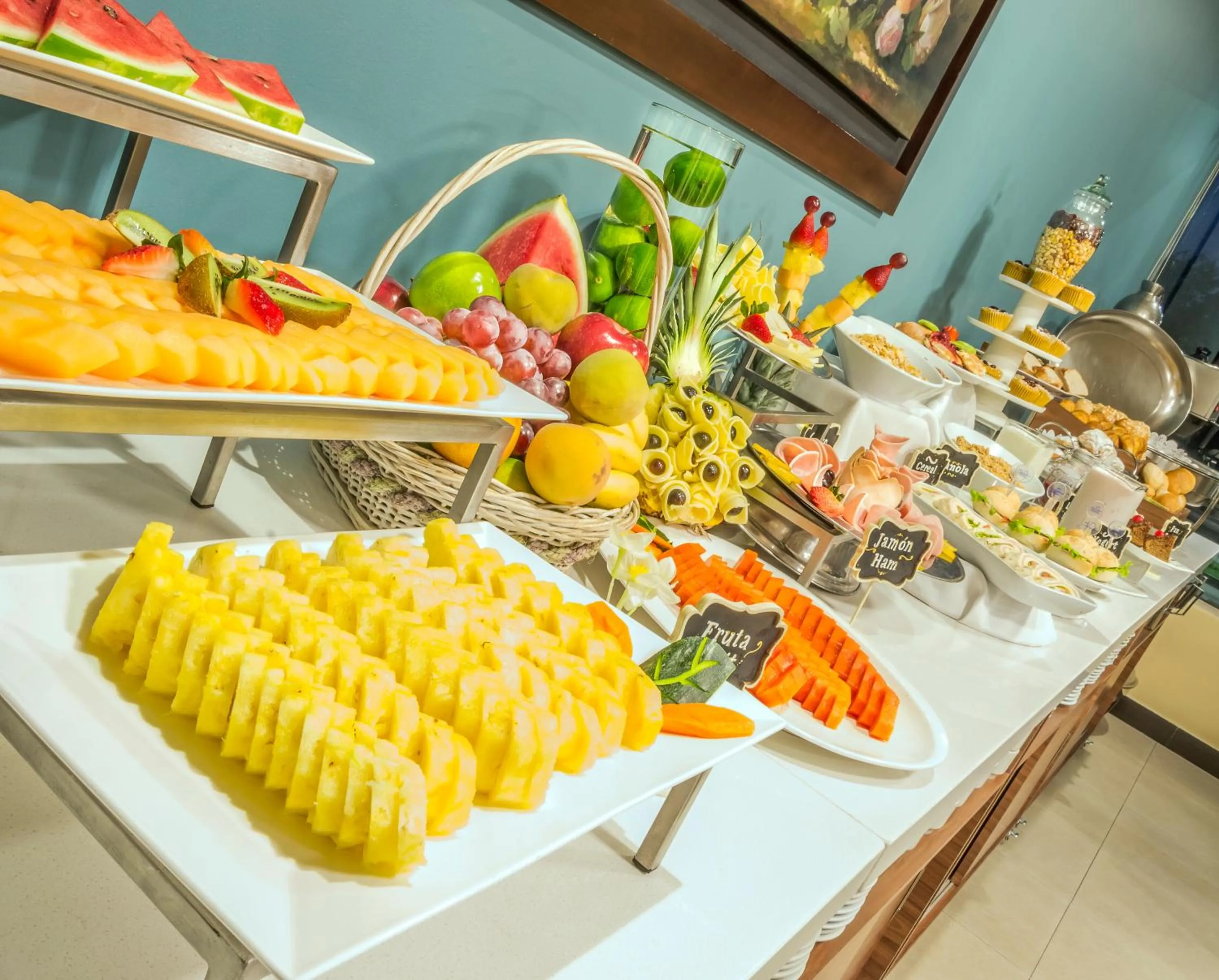 Breakfast in Hotel San Pablo