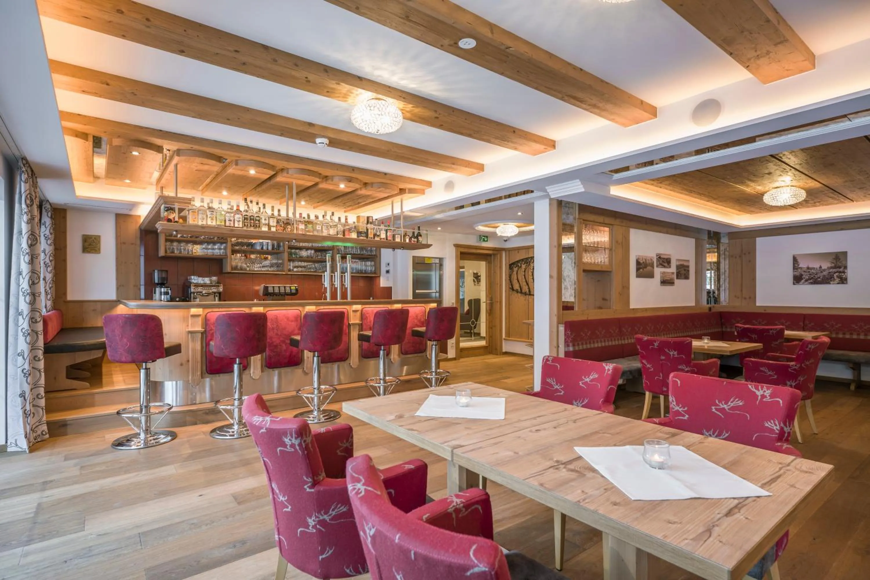 Lounge or bar in Hotel Bichlingerhof