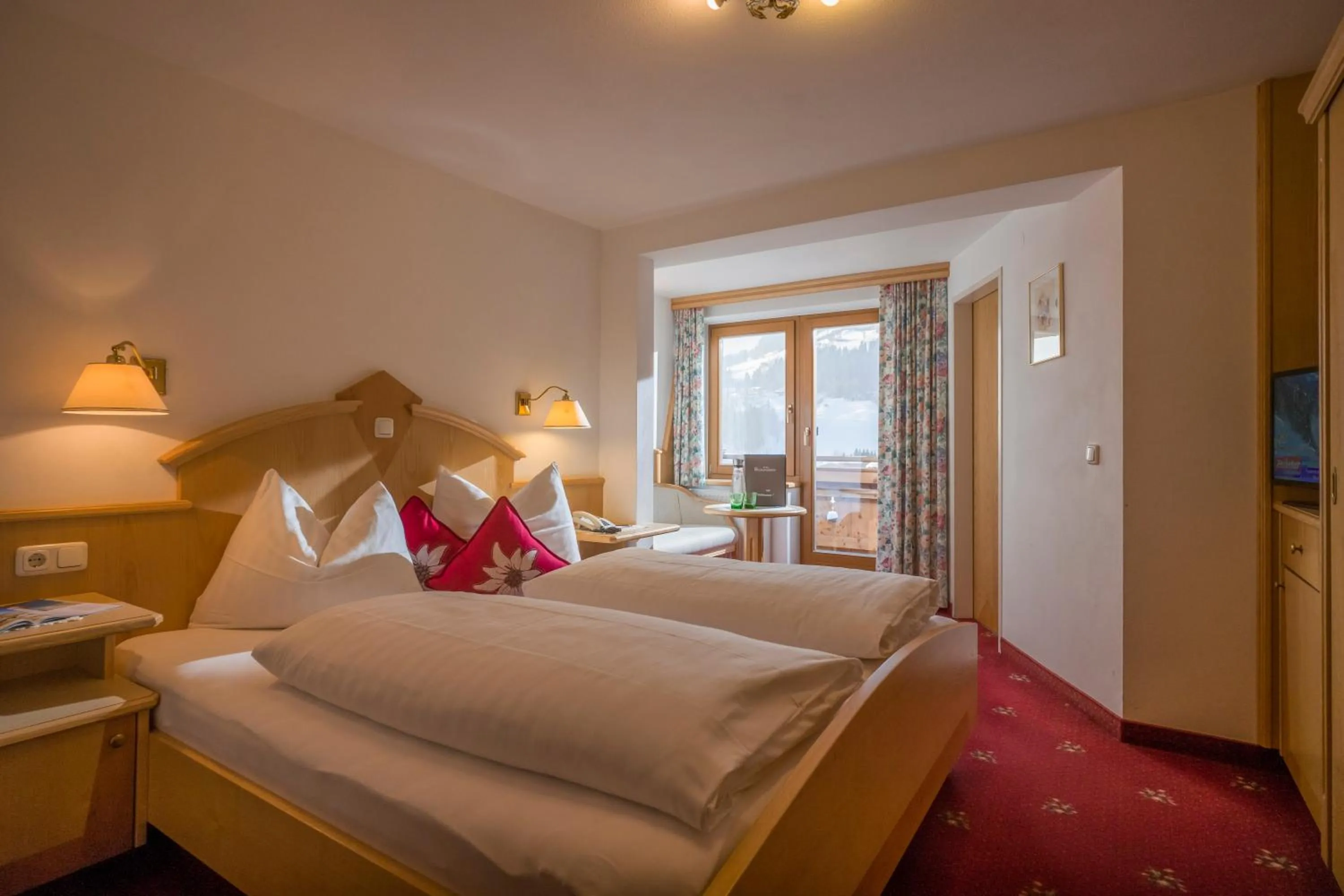 Bed in Hotel Bichlingerhof