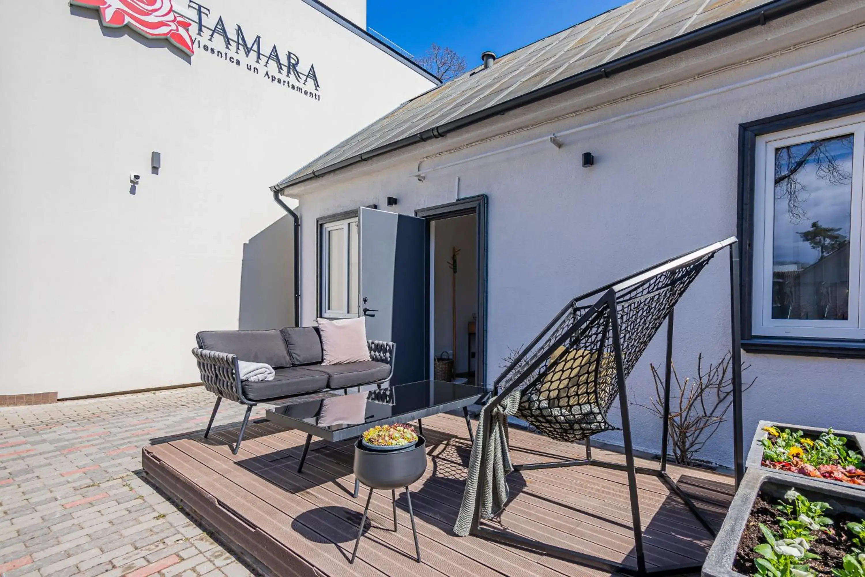 One-Bedroom Apartment - single occupancy in Tamara Suites & Apartments One-Bedroom Apartment - single occupancy in Tamara Suites & Apartments