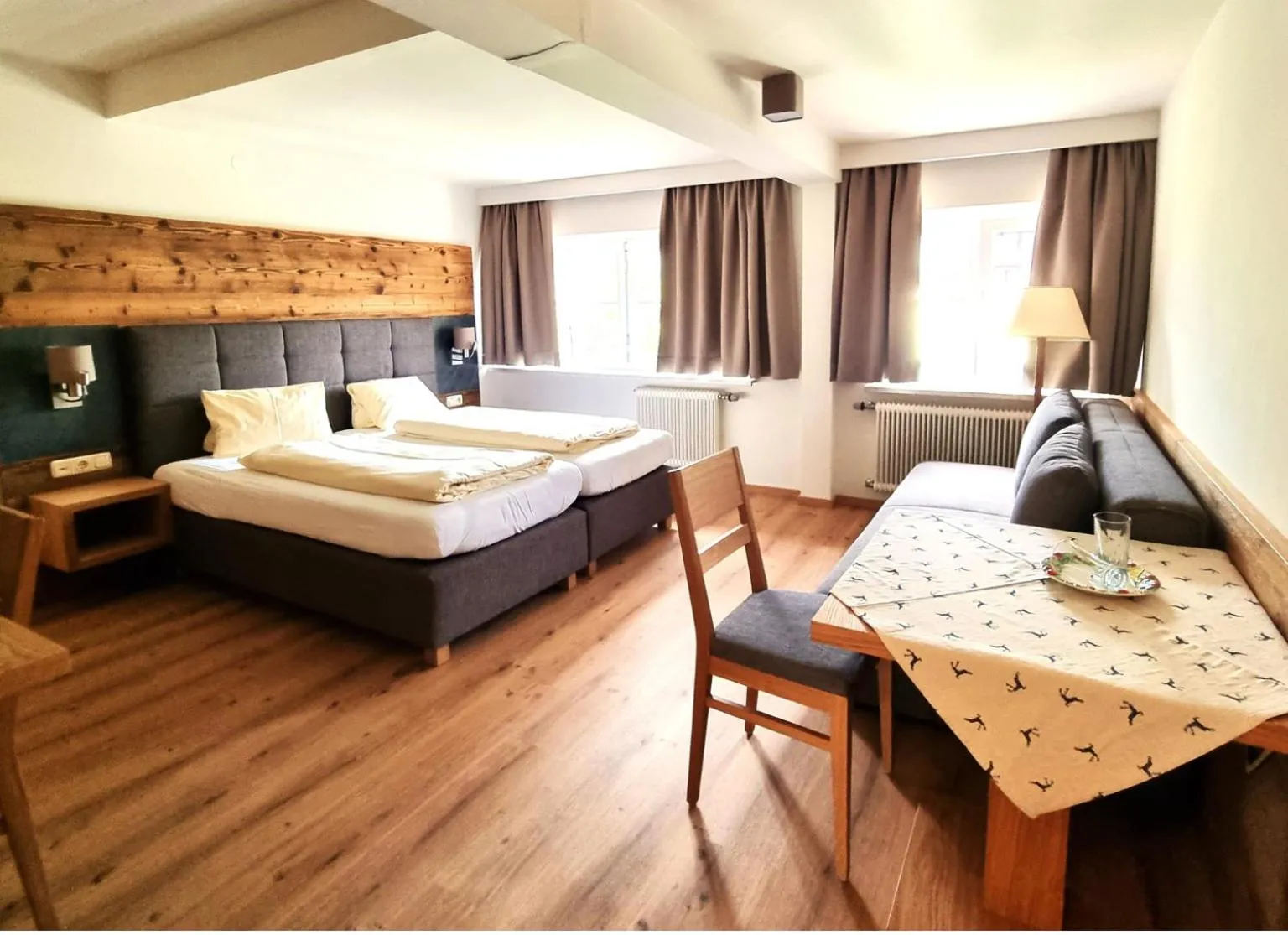 Bed in Hotel Rauscher - Das Naturteichparadies