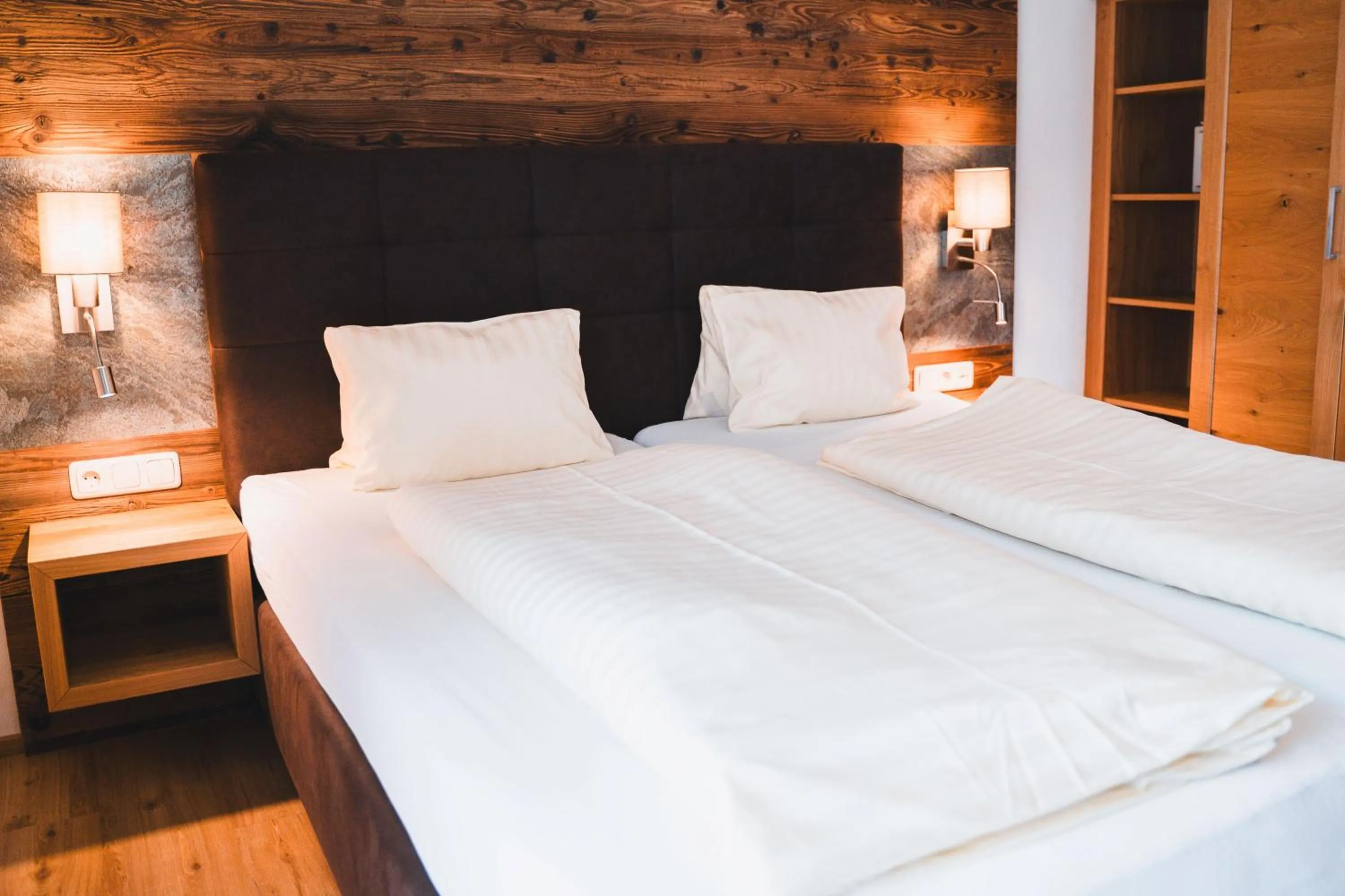 Bed in Hotel Rauscher - Das Naturteichparadies