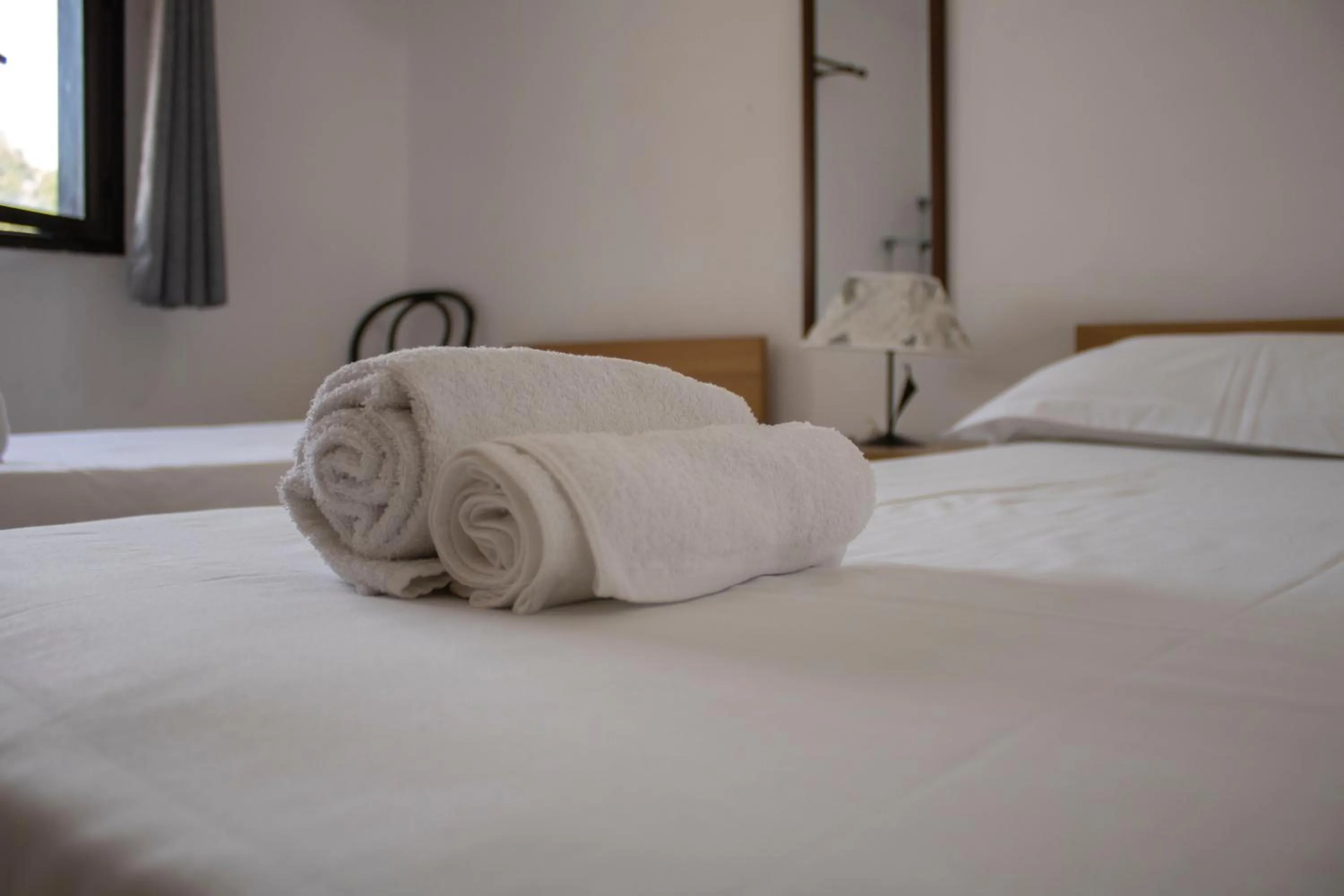 Bedroom, Bed in Agriturismo Bellajo - Ville Rustiche con Piscina