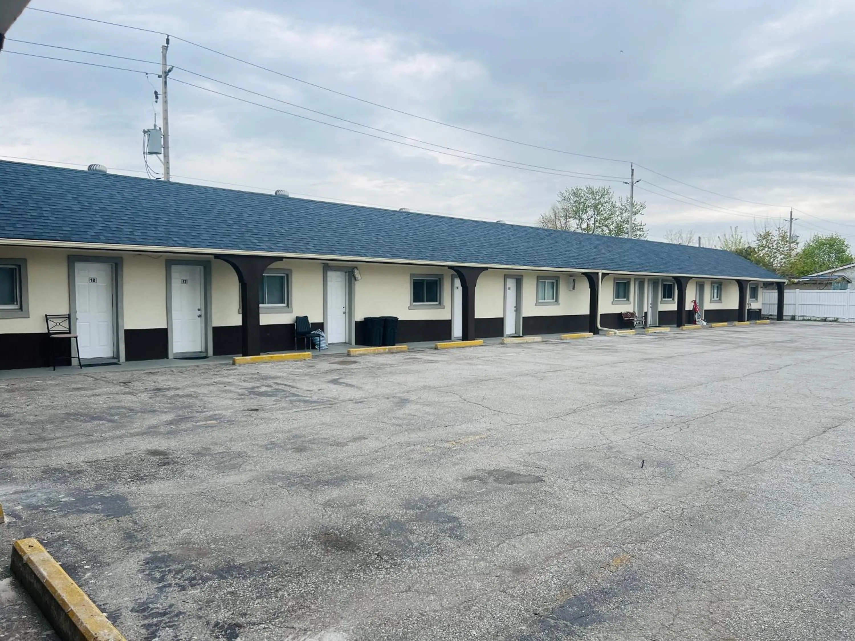 Property building in Bestway Motel