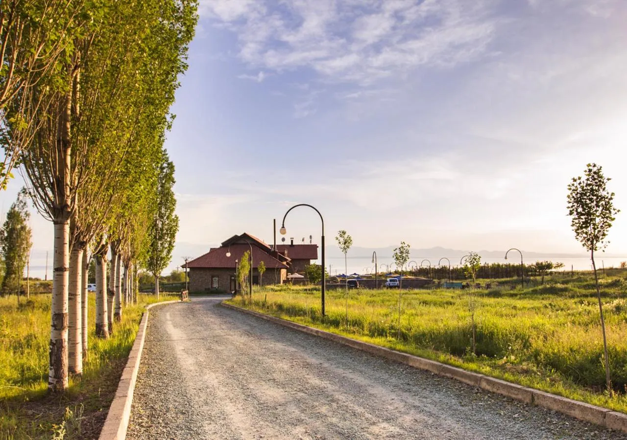 Facade/entrance in Tufenkian Avan Marak Tsapatagh Hotel