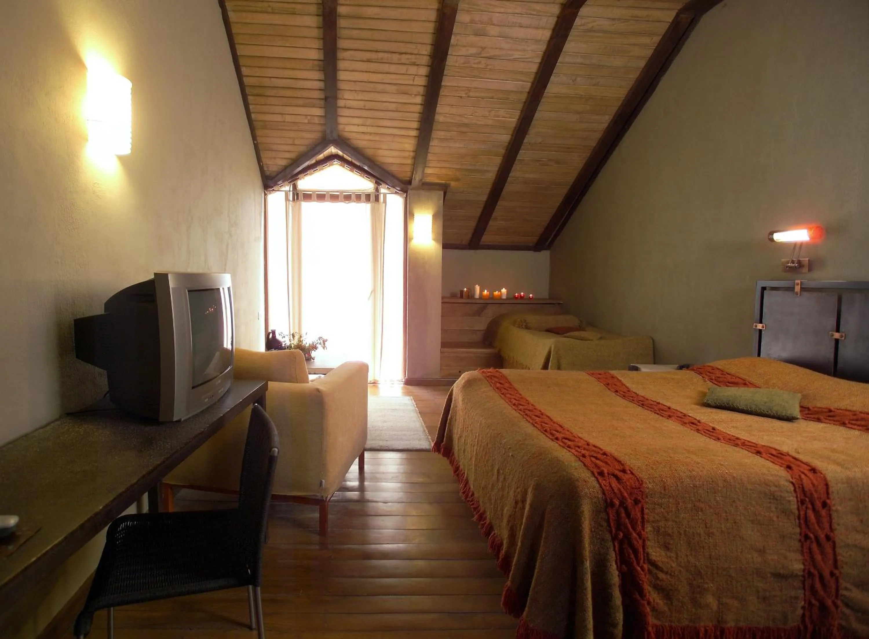 Photo of the whole room in Tufenkian Avan Marak Tsapatagh Hotel