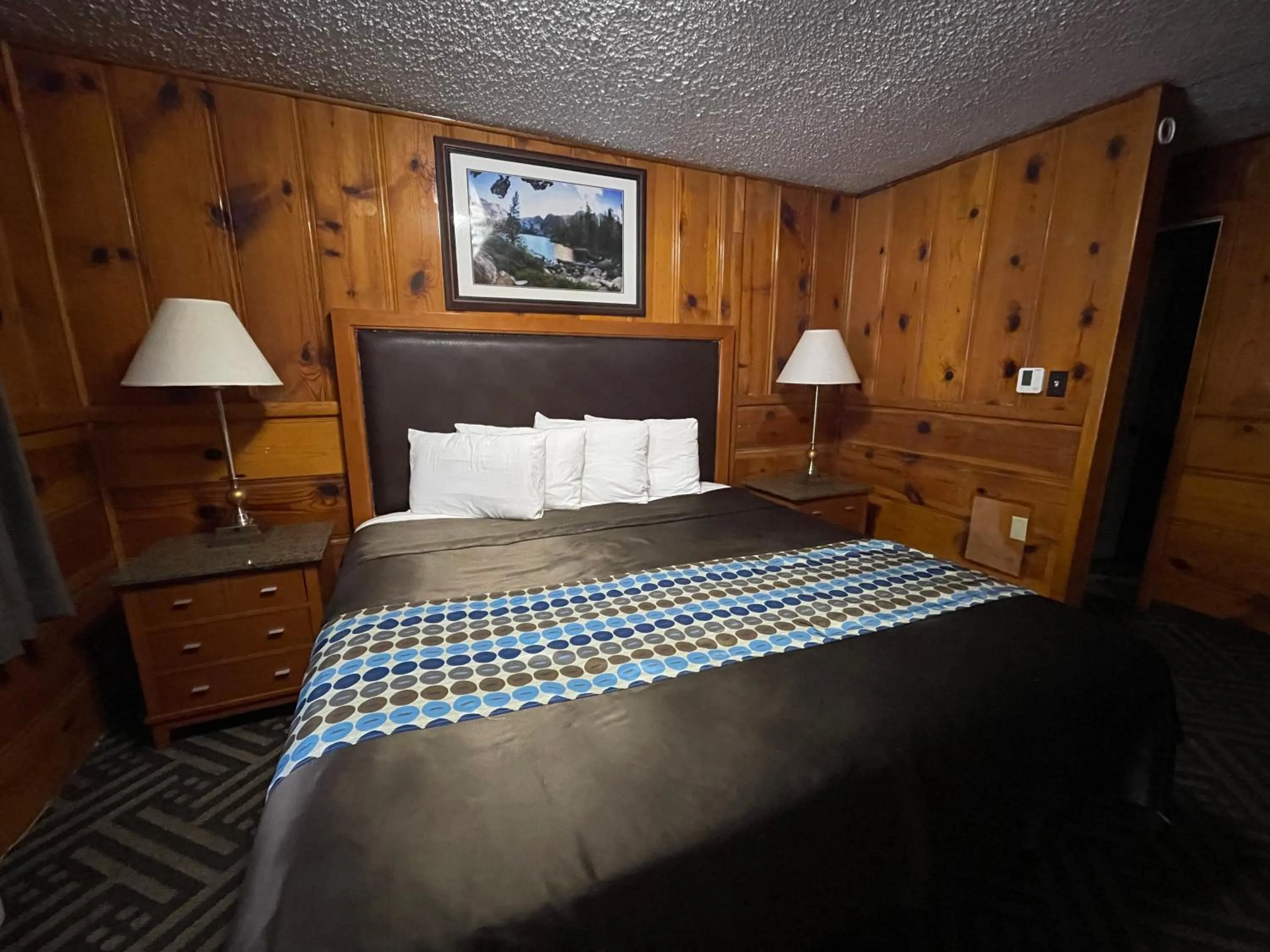 Bed in Tahoe Hacienda Inn